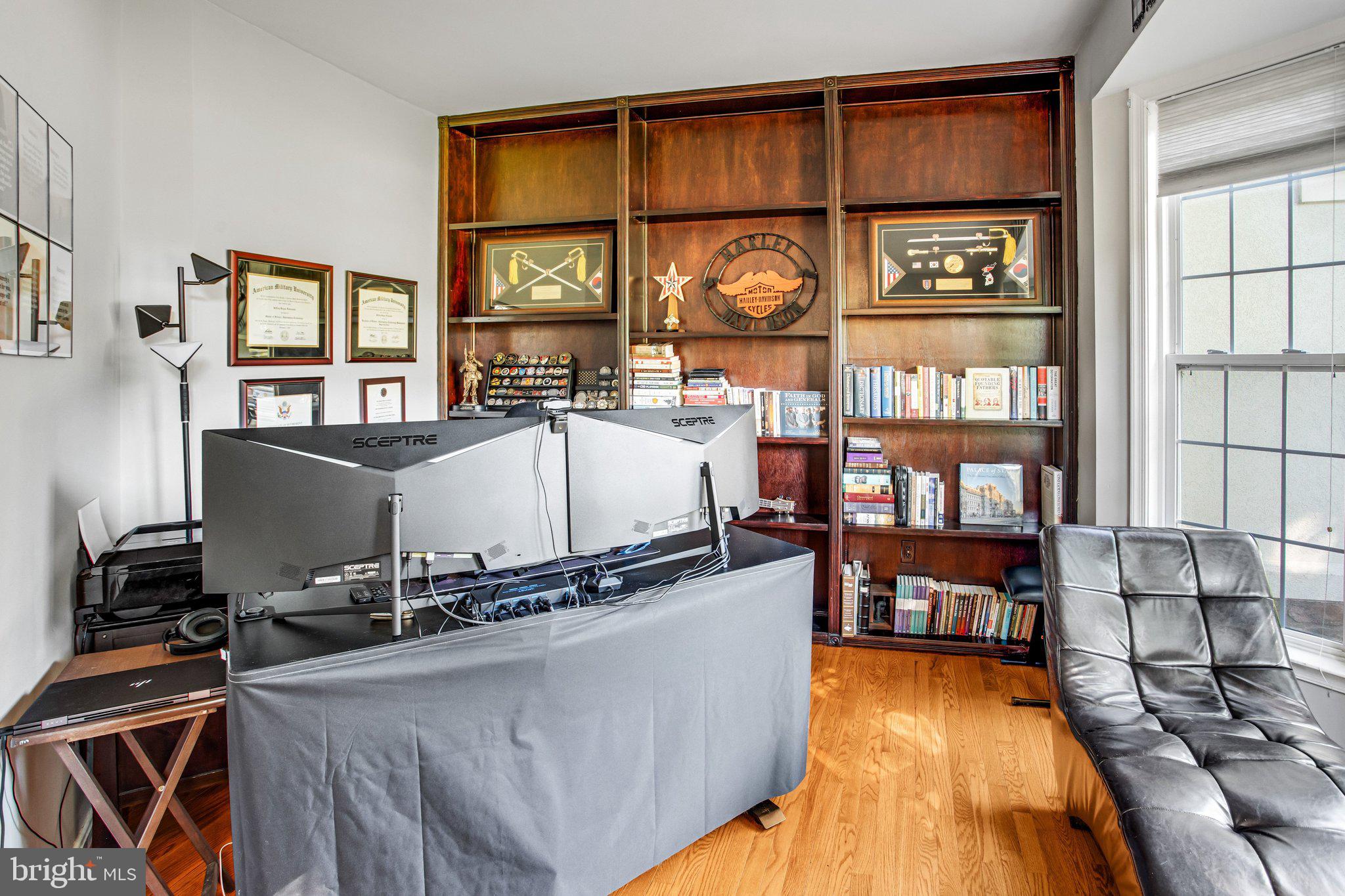 MEADOWS OF MINNIEVILLE - Residential