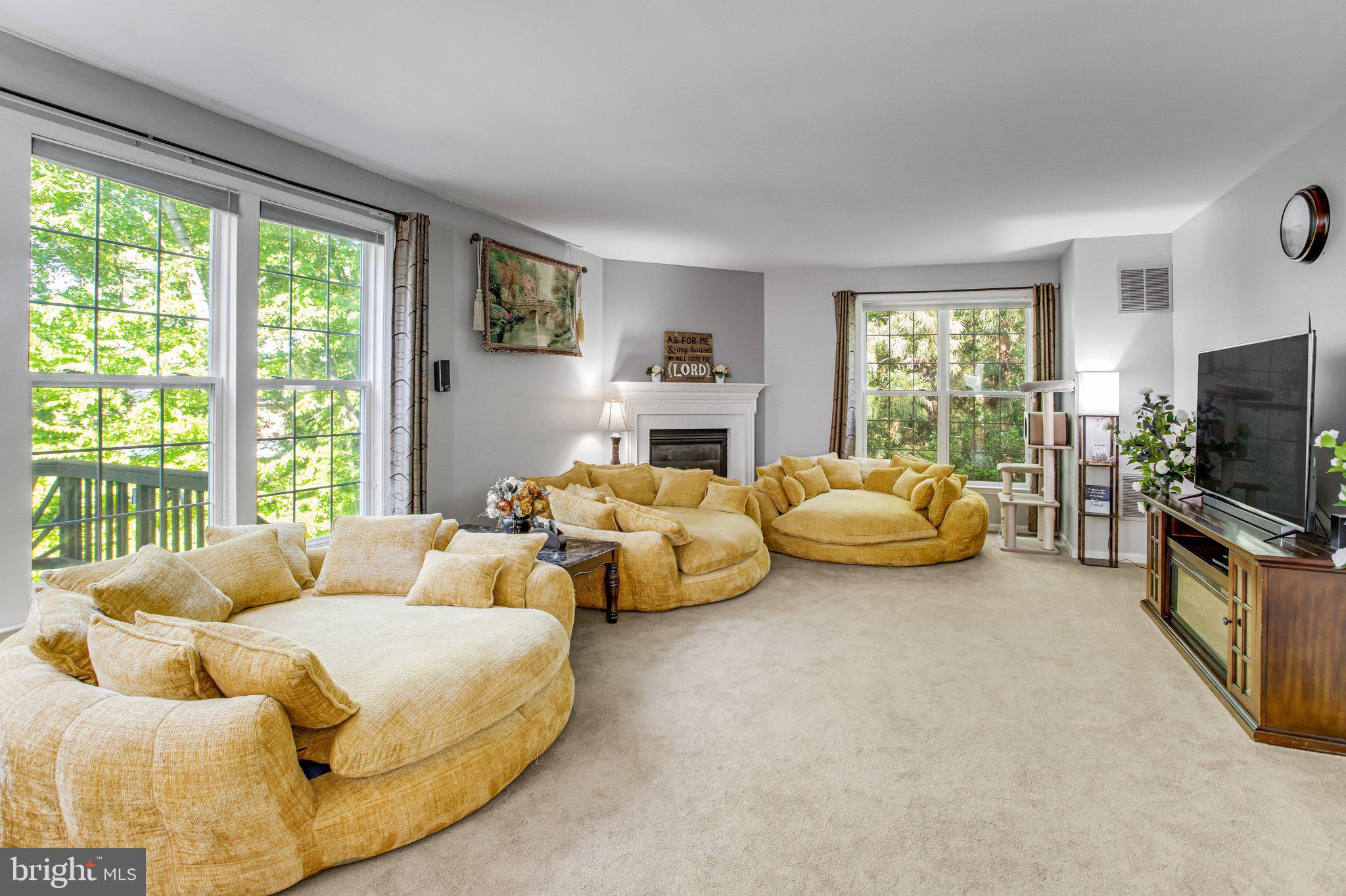 MEADOWS OF MINNIEVILLE - Residential