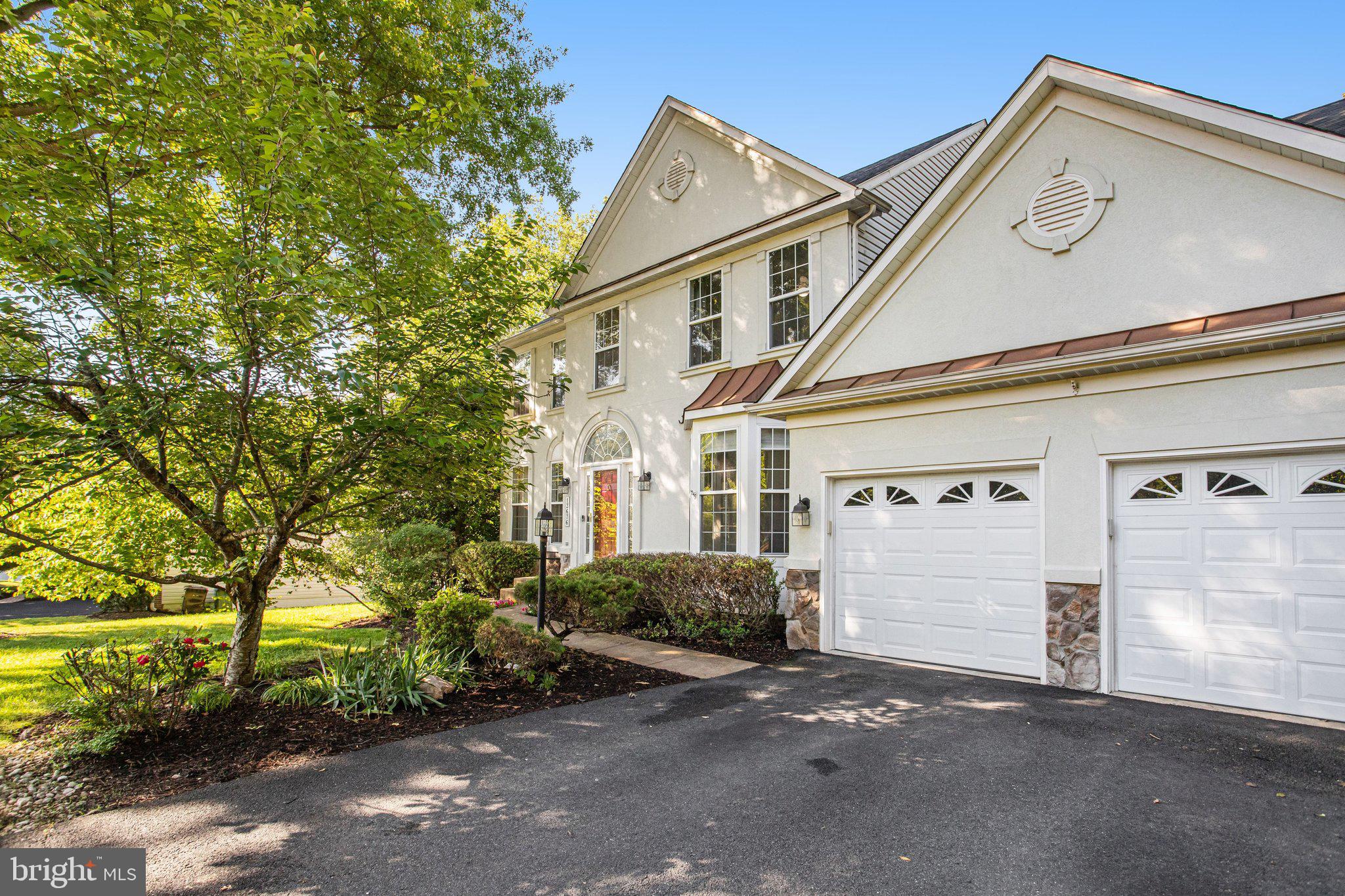 MEADOWS OF MINNIEVILLE - Residential