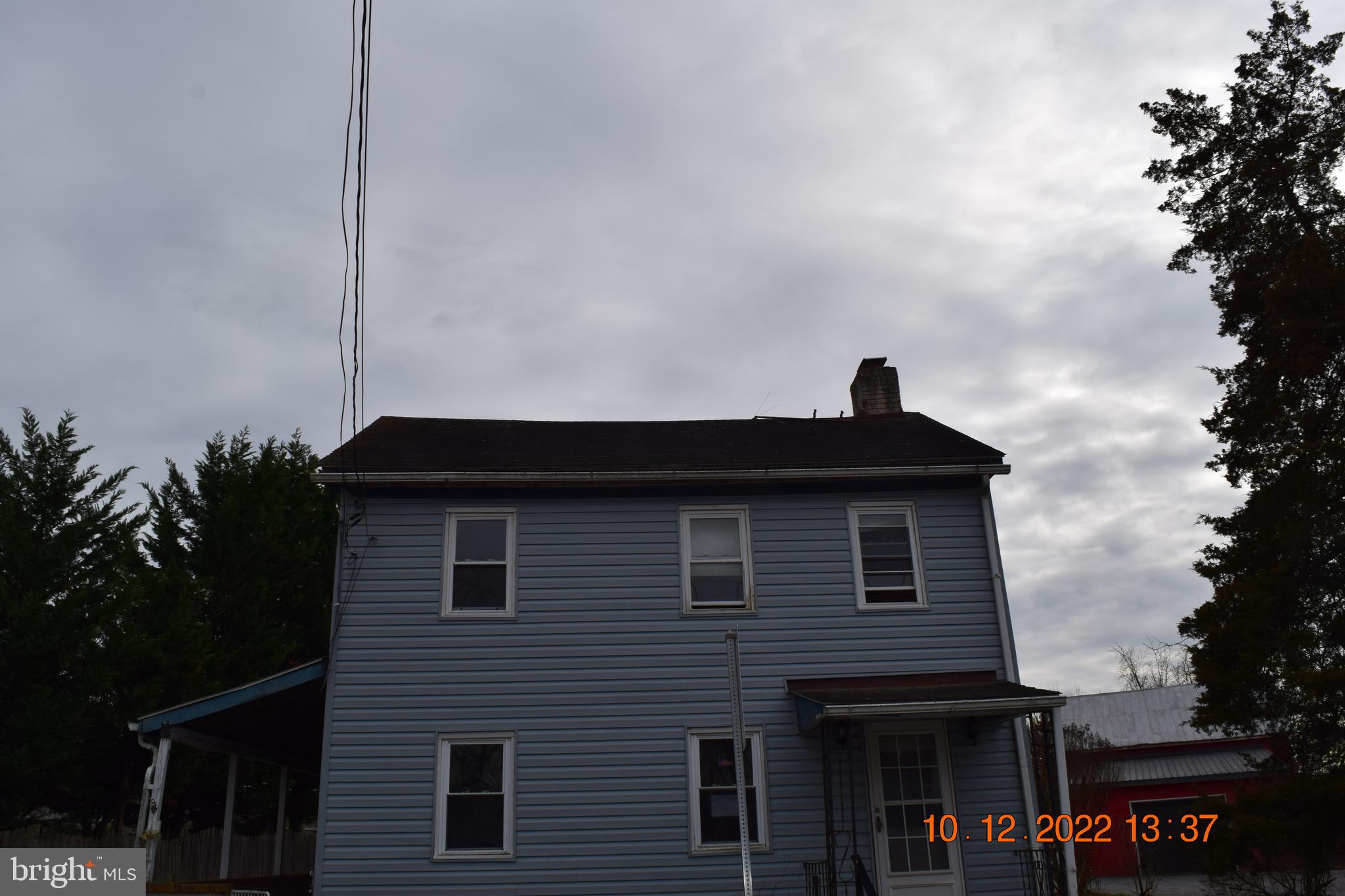 Investor Alert!! Property could be made into a 3br/2ba with the right contractor. Comps with 3/2 would support 275-300
Located in the quaint rural town of Harney, this charming 2 story still retains it’s period charm. Off street parking and nice private patio. Kitchen with large eating area. Living room features decorative fireplace mantel and columns. Upper level could accommodate a variety of floor plans and room uses. Roomy full bathroom. Aggressively priced for a single family home !