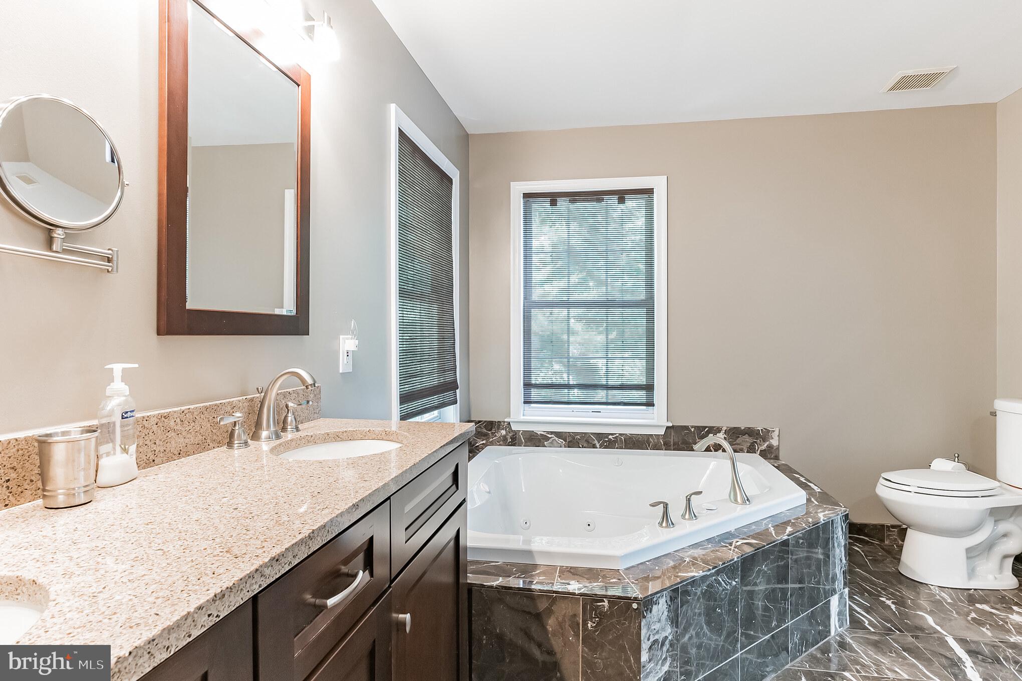 COVE POINT WOODS - Residential