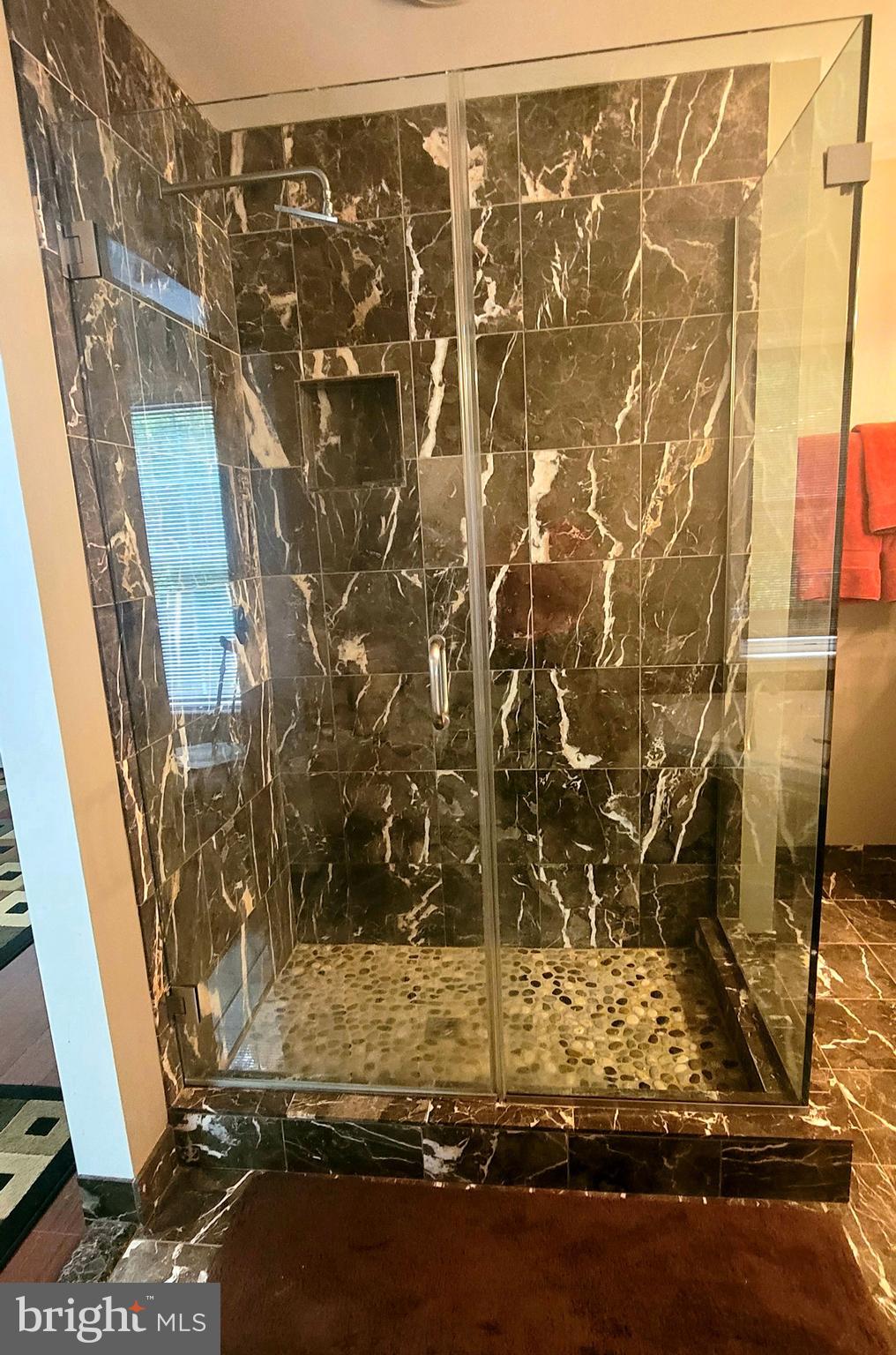 COVE POINT WOODS - Residential