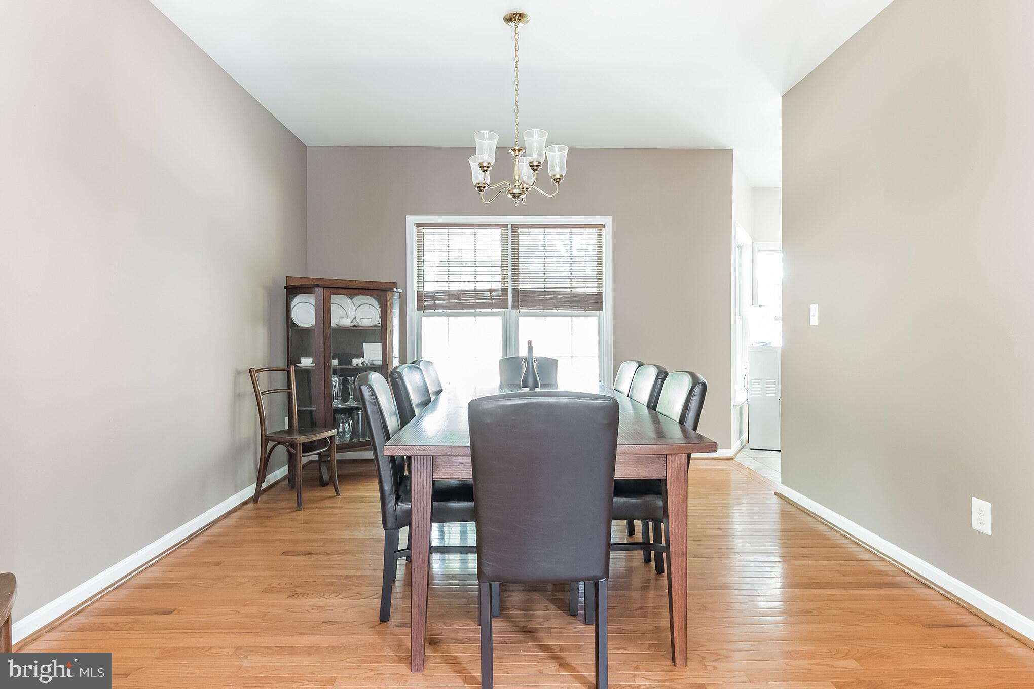 COVE POINT WOODS - Residential