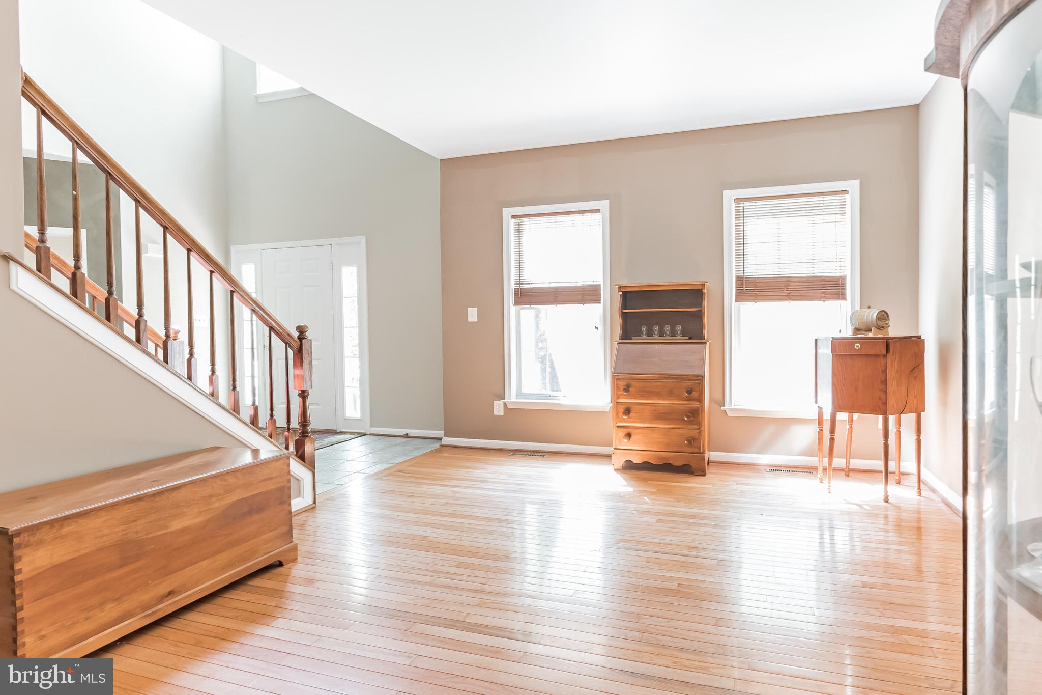 COVE POINT WOODS - Residential