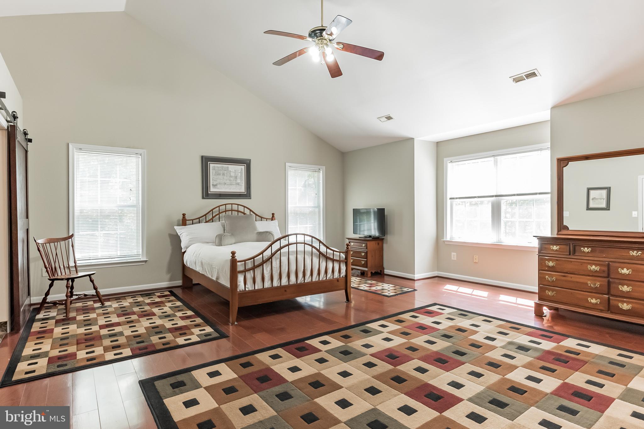 COVE POINT WOODS - Residential