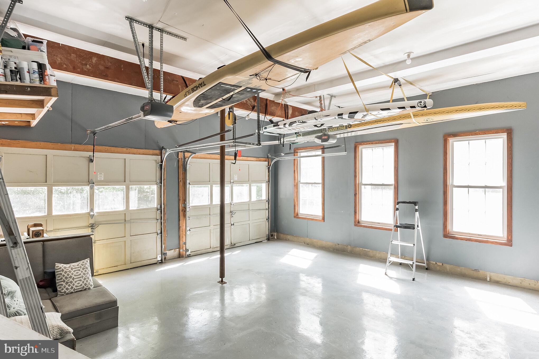 COVE POINT WOODS - Residential