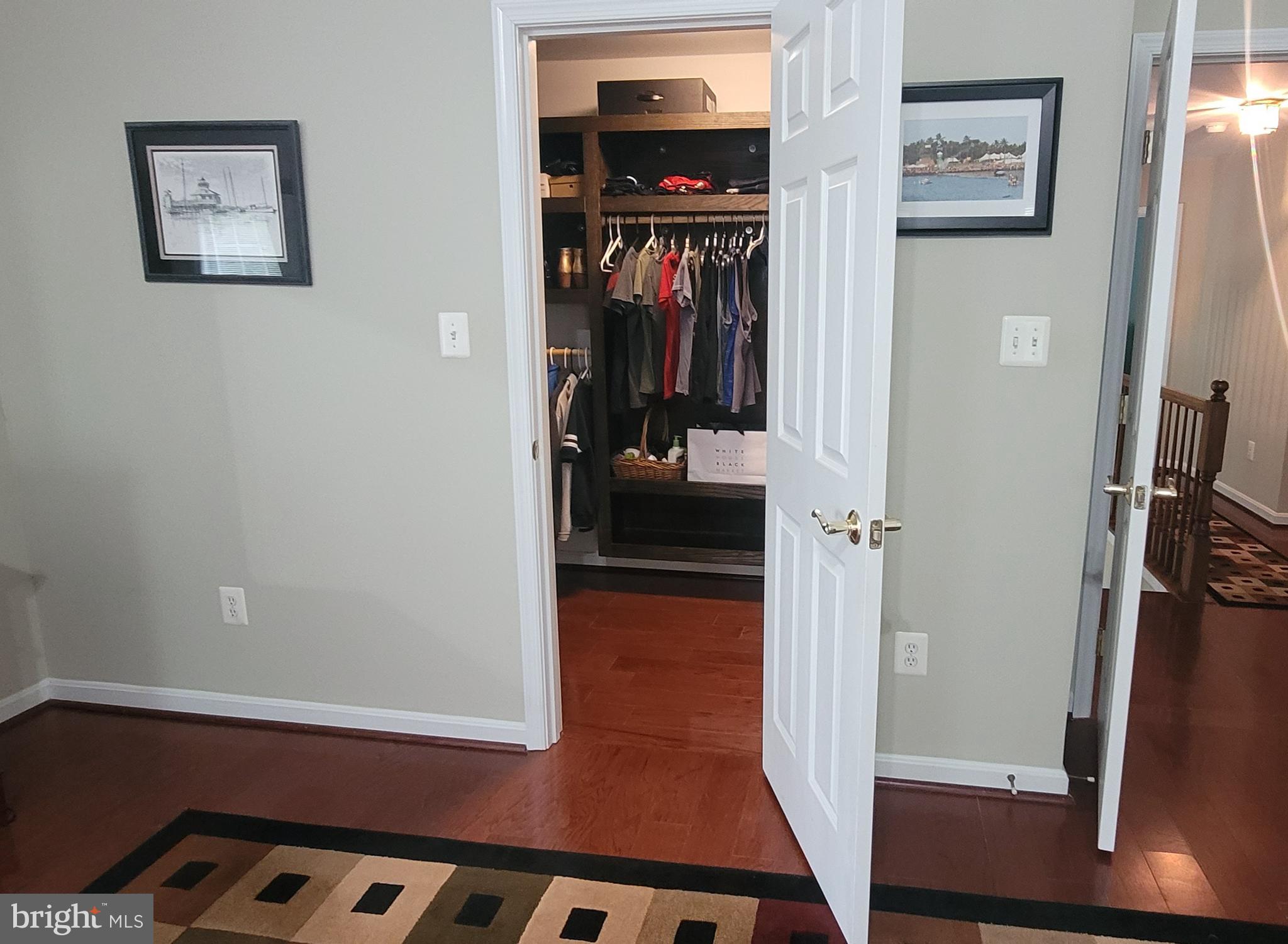 COVE POINT WOODS - Residential