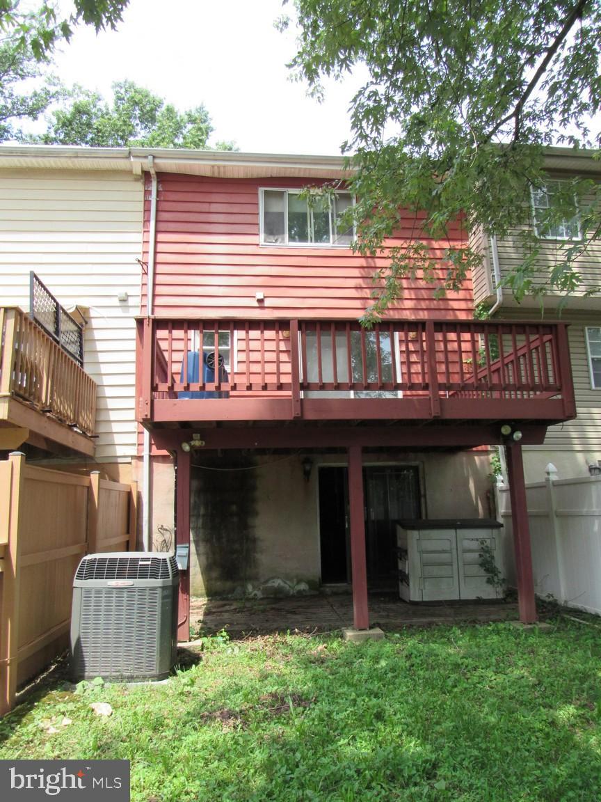 1471 CHARLESTOWN DRIVE