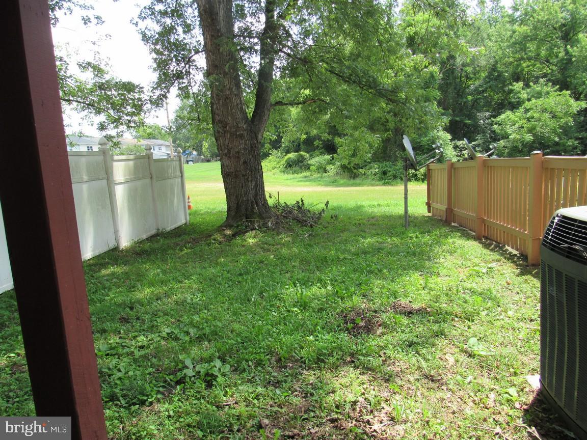 1471 CHARLESTOWN DRIVE