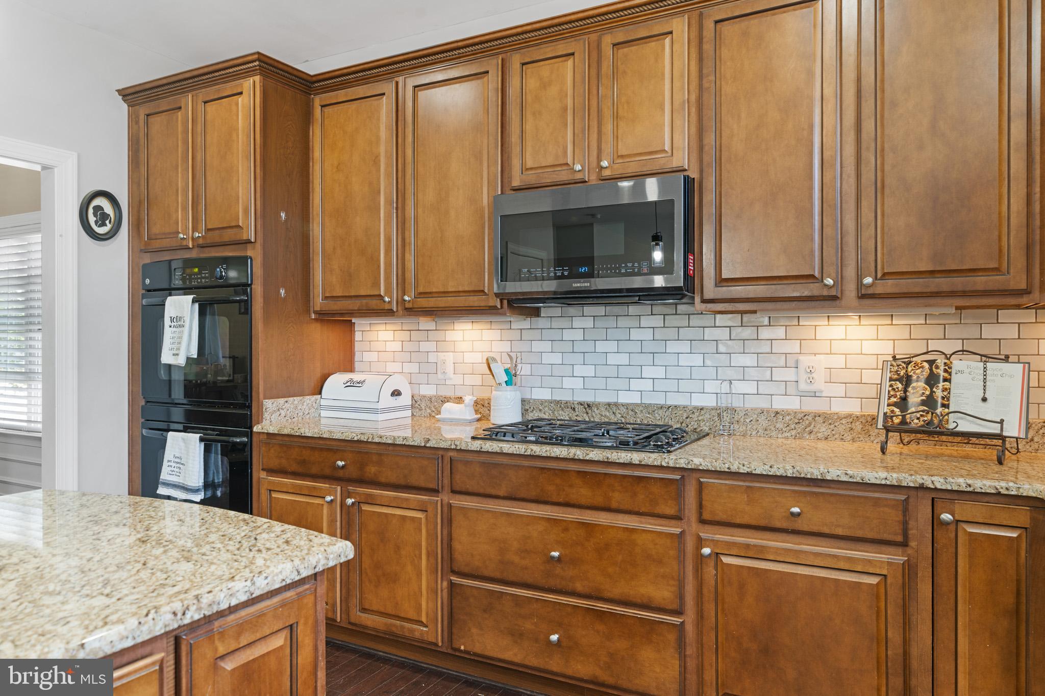 ESTATES AT JOY CHAPEL - Residential