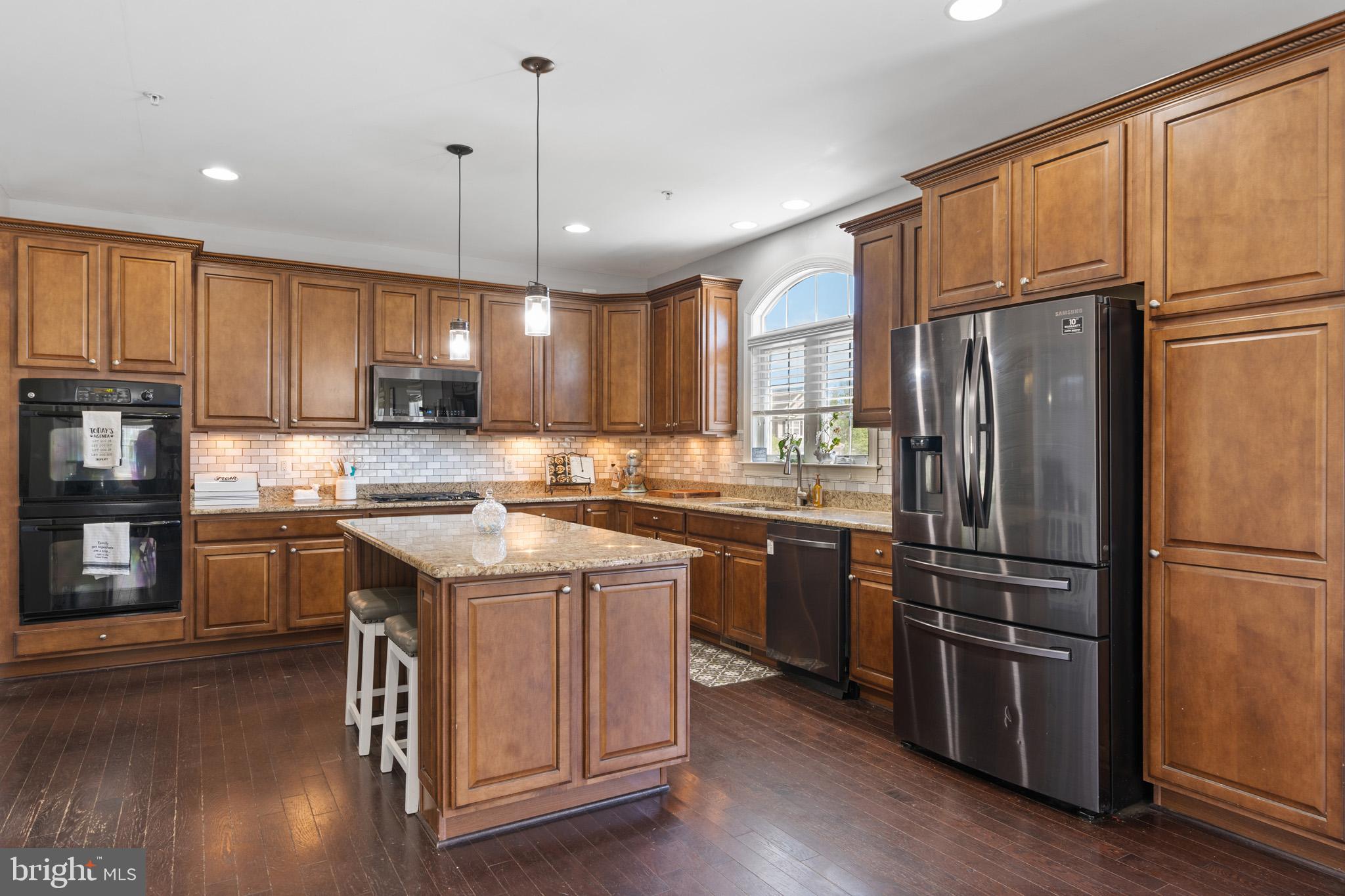 ESTATES AT JOY CHAPEL - Residential