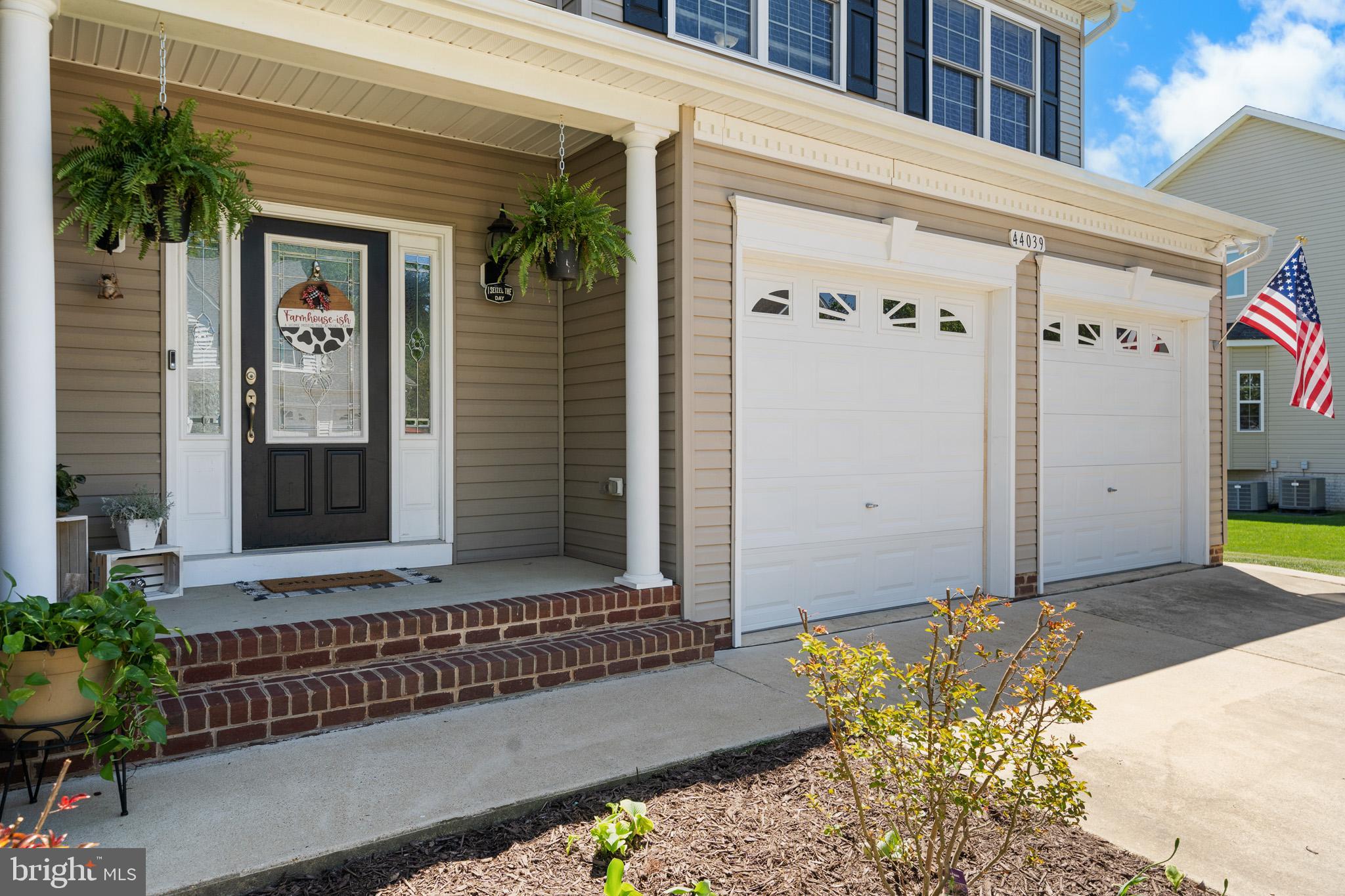 ESTATES AT JOY CHAPEL - Residential