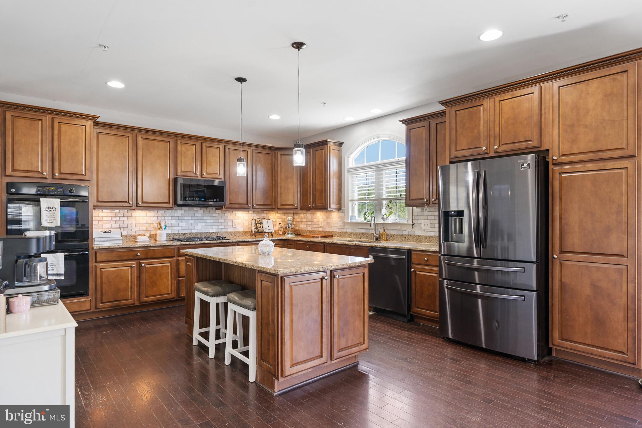 ESTATES AT JOY CHAPEL - Residential