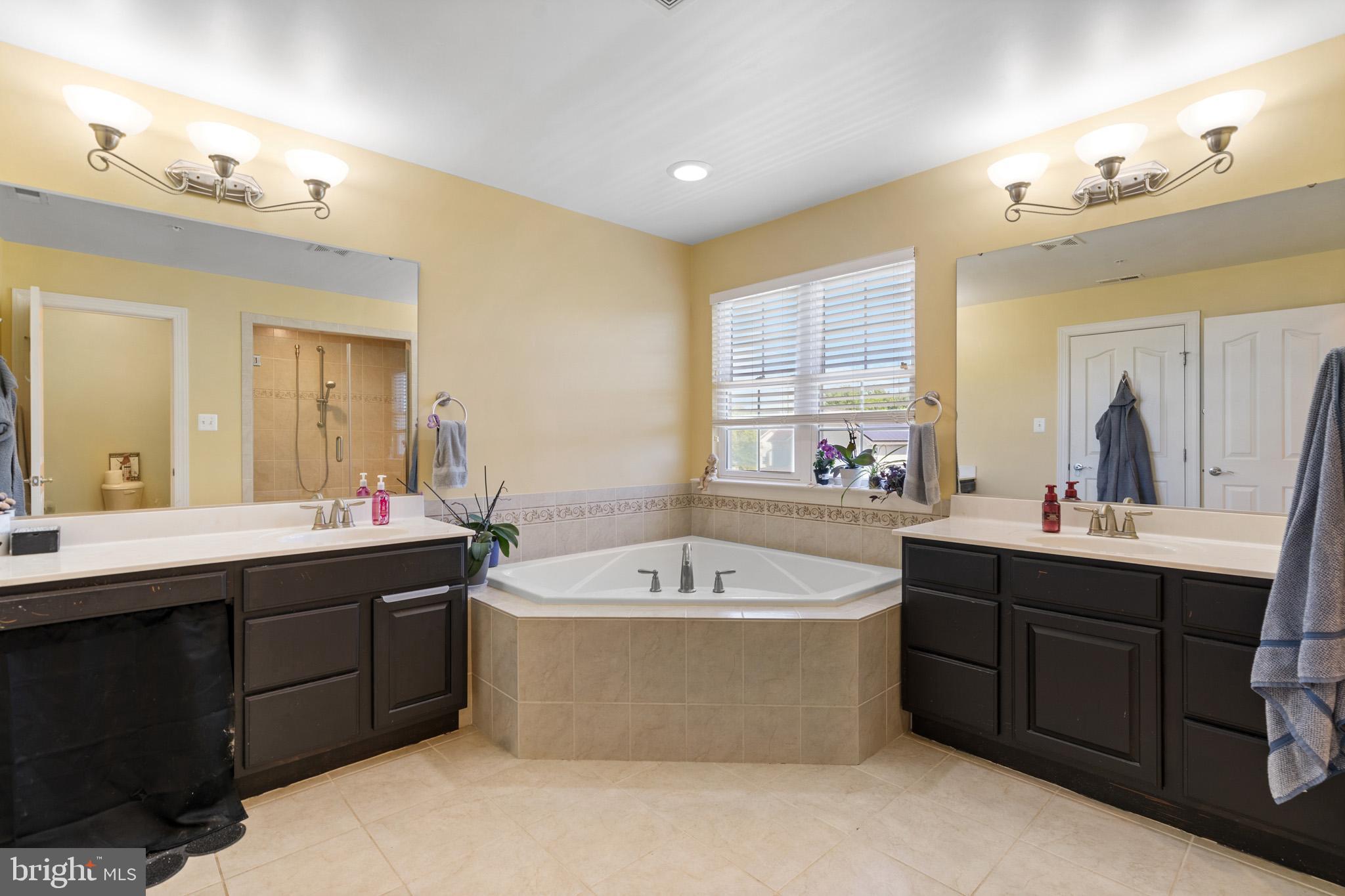 ESTATES AT JOY CHAPEL - Residential