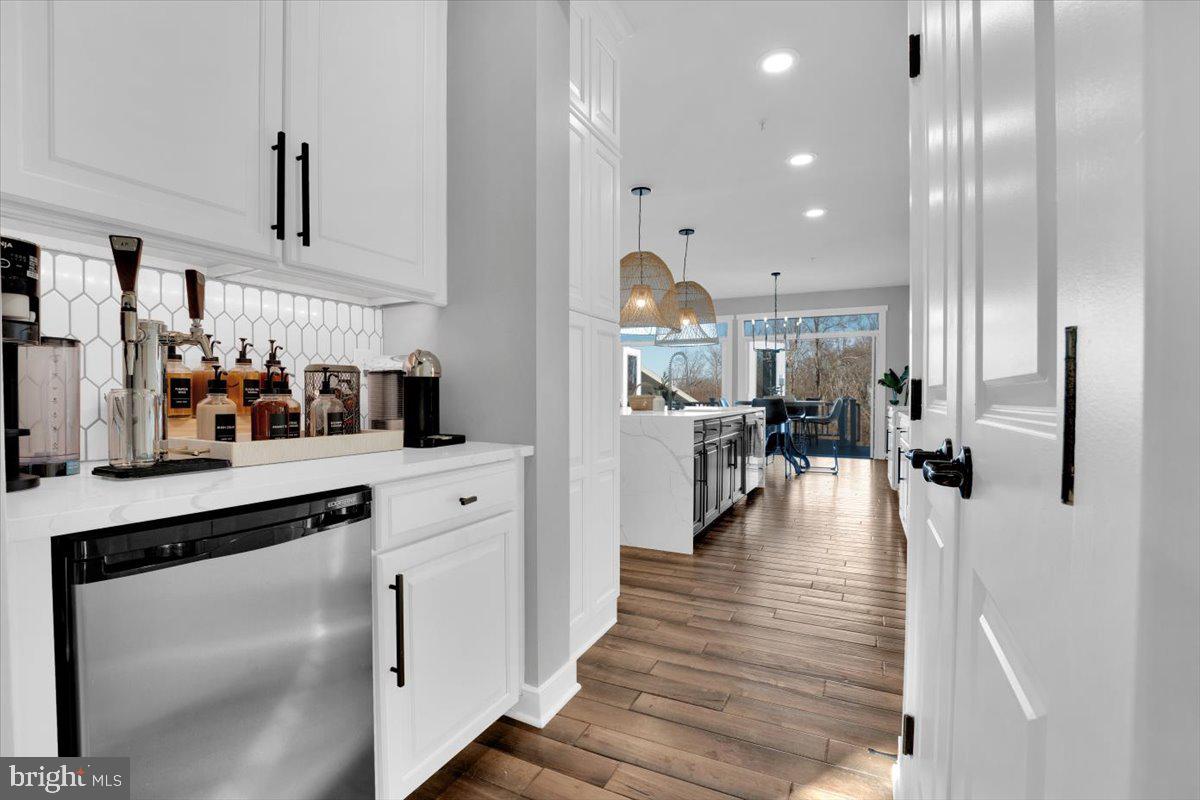 POTOMAC SHORES - Residential