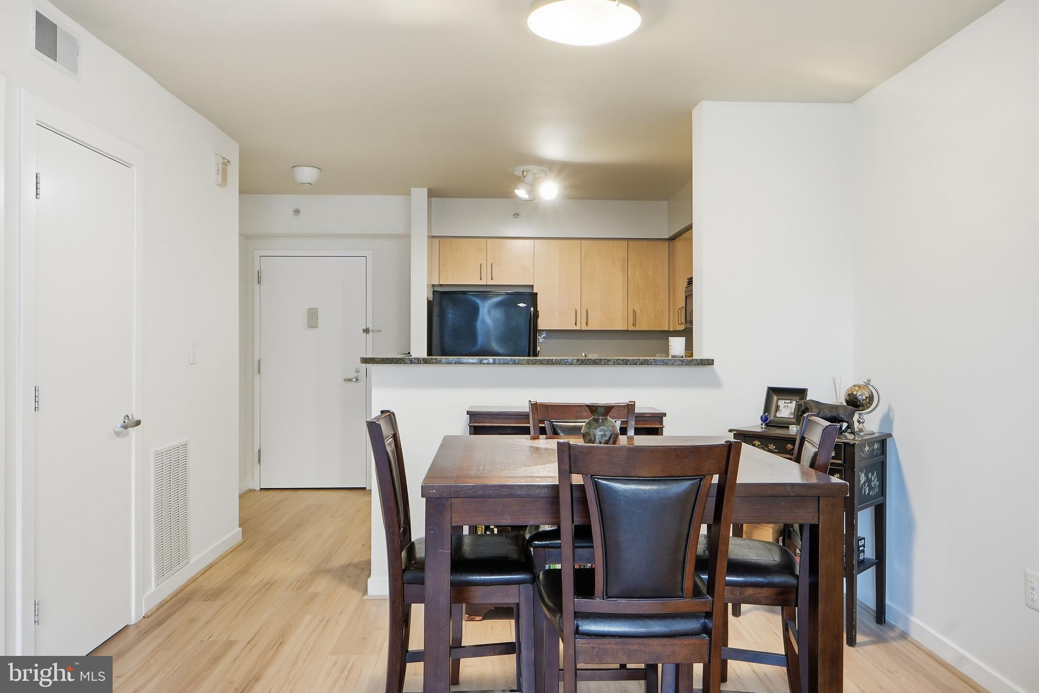 1000 NEW JERSEY AVENUE SE 216