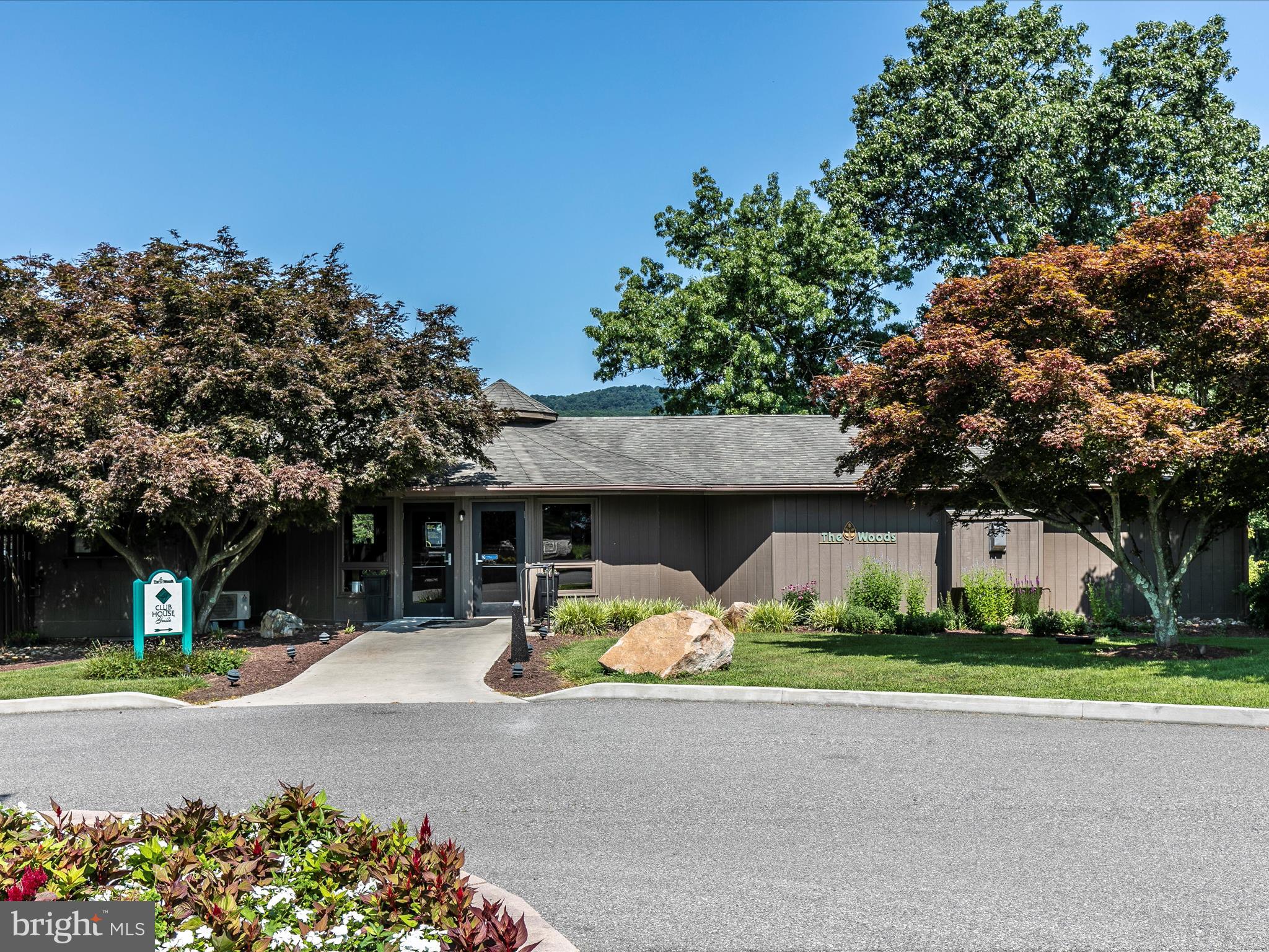 THE WOODS RESORT - Residential