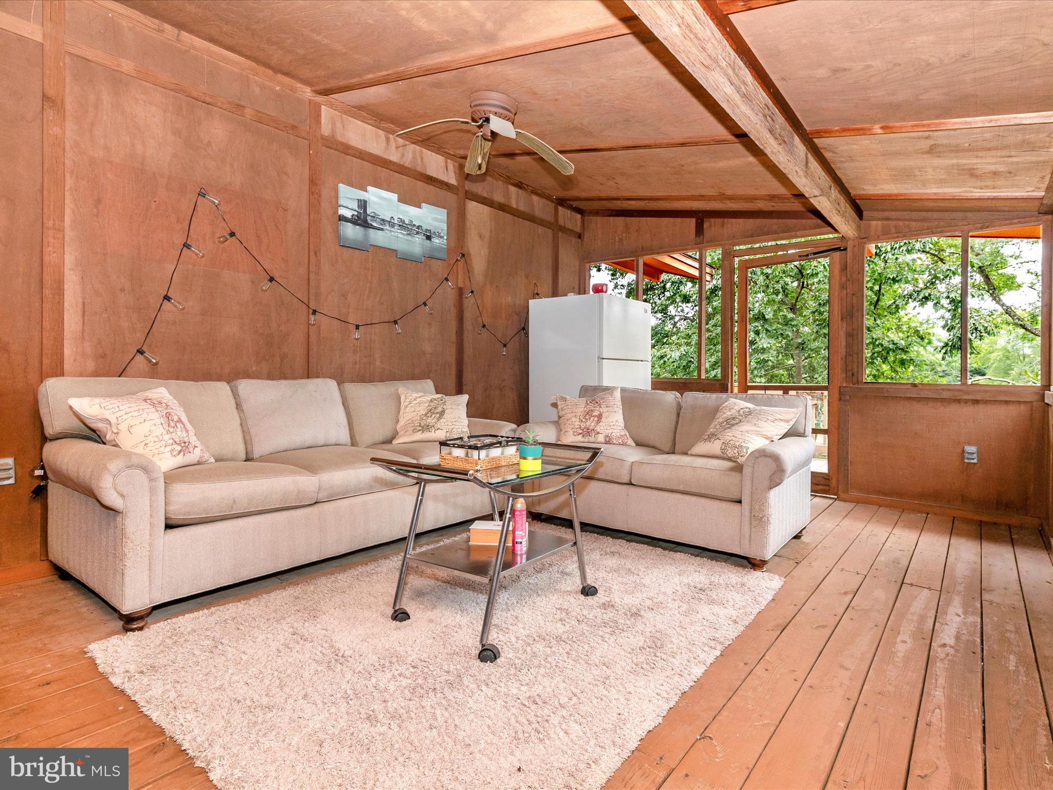 THE WOODS RESORT - Residential