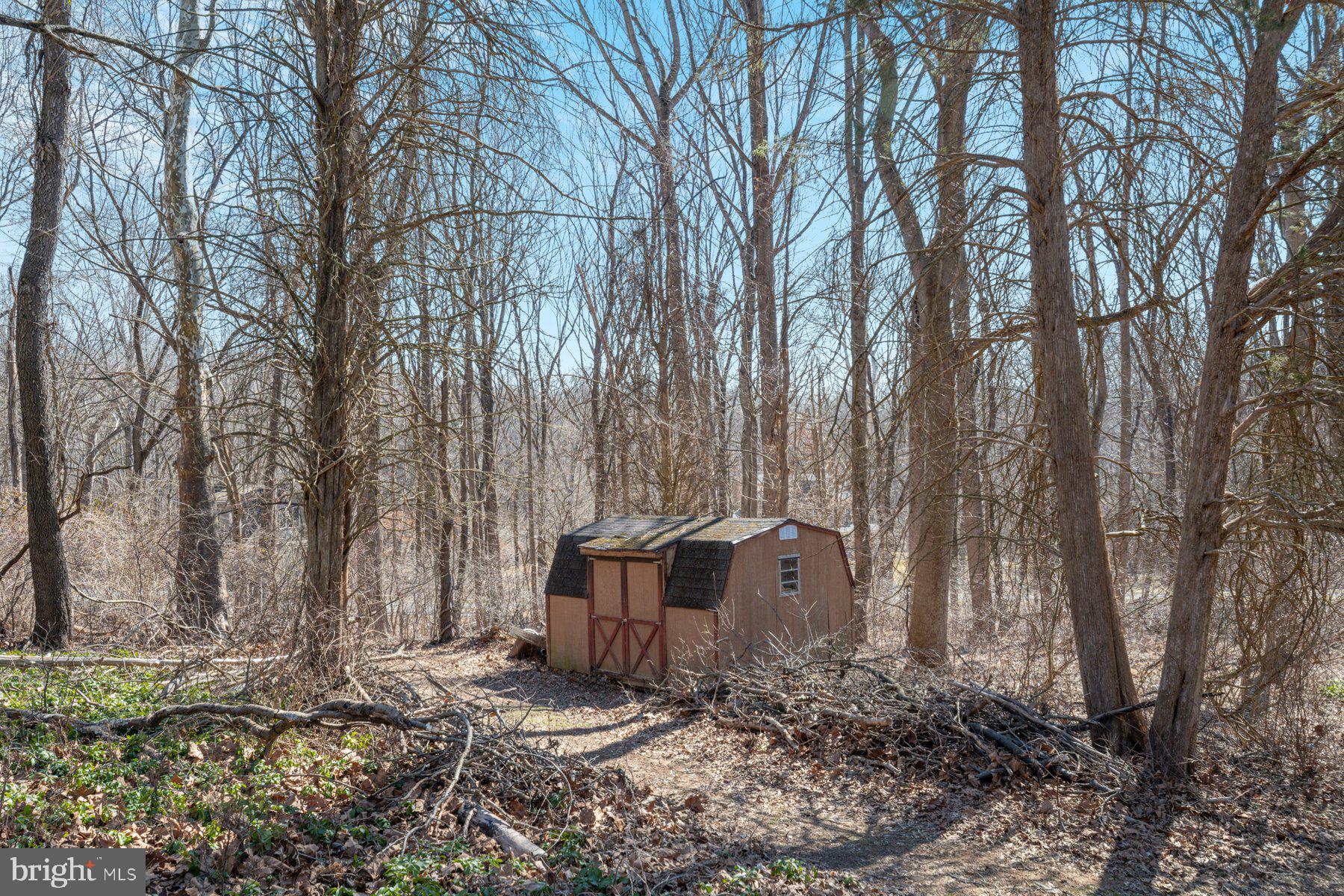 SUNSHINE ACRES - Residential