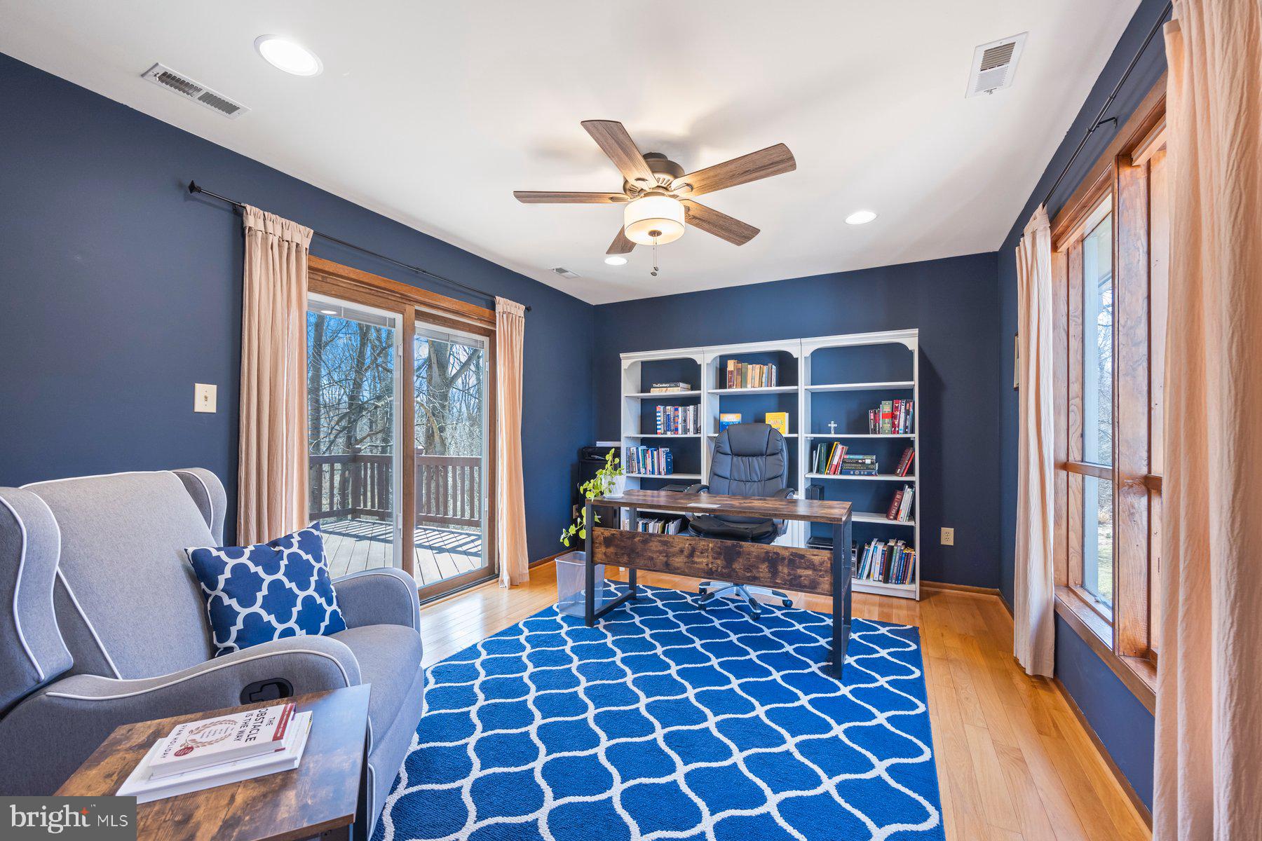 SUNSHINE ACRES - Residential