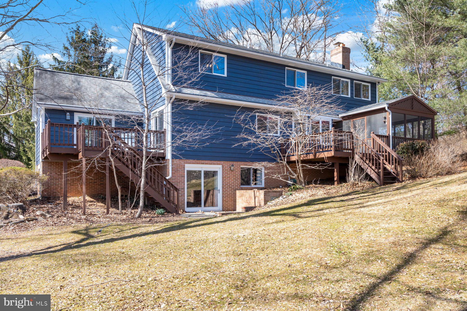 SUNSHINE ACRES - Residential