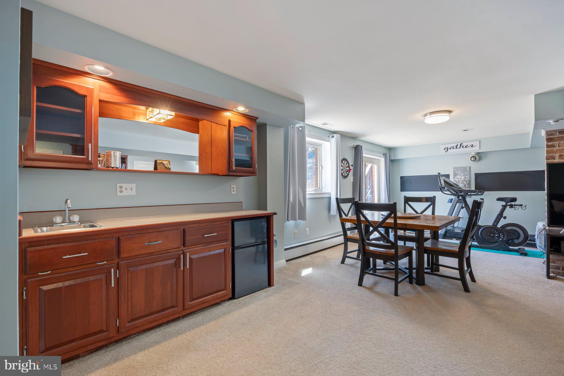 SUNSHINE ACRES - Residential