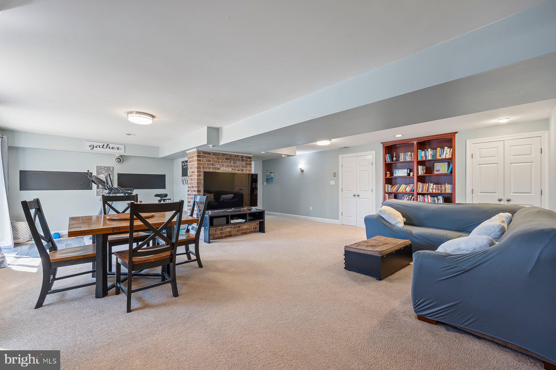 SUNSHINE ACRES - Residential