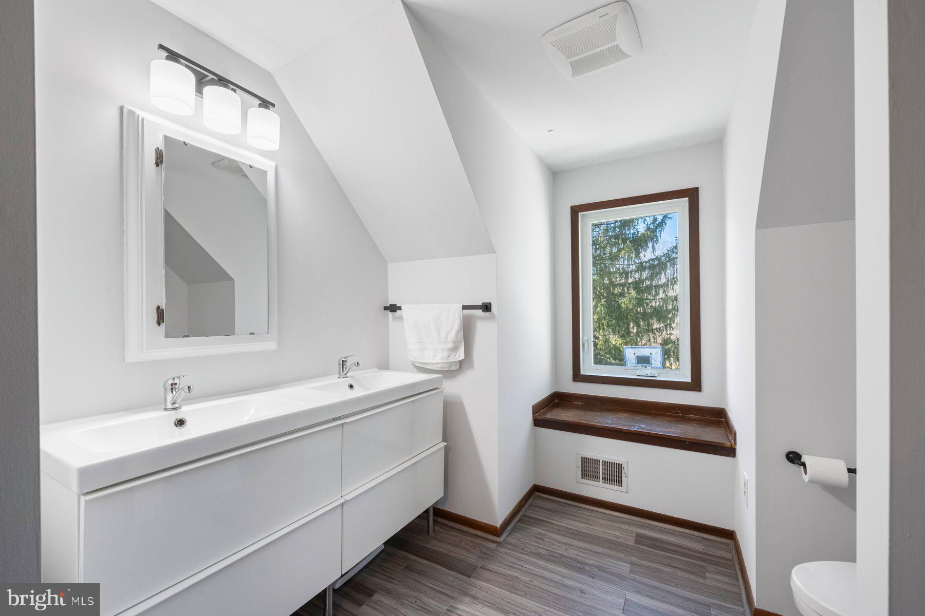 SUNSHINE ACRES - Residential