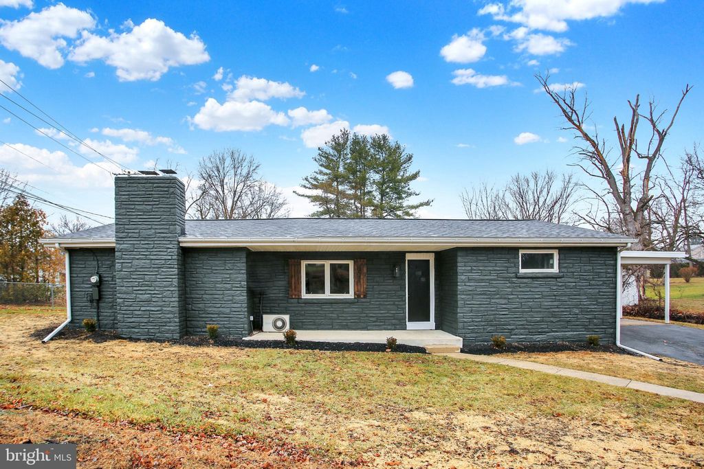 Photo of 507 Magaro Road, ENOLA, PA 17025 (MLS # PACB2049534)