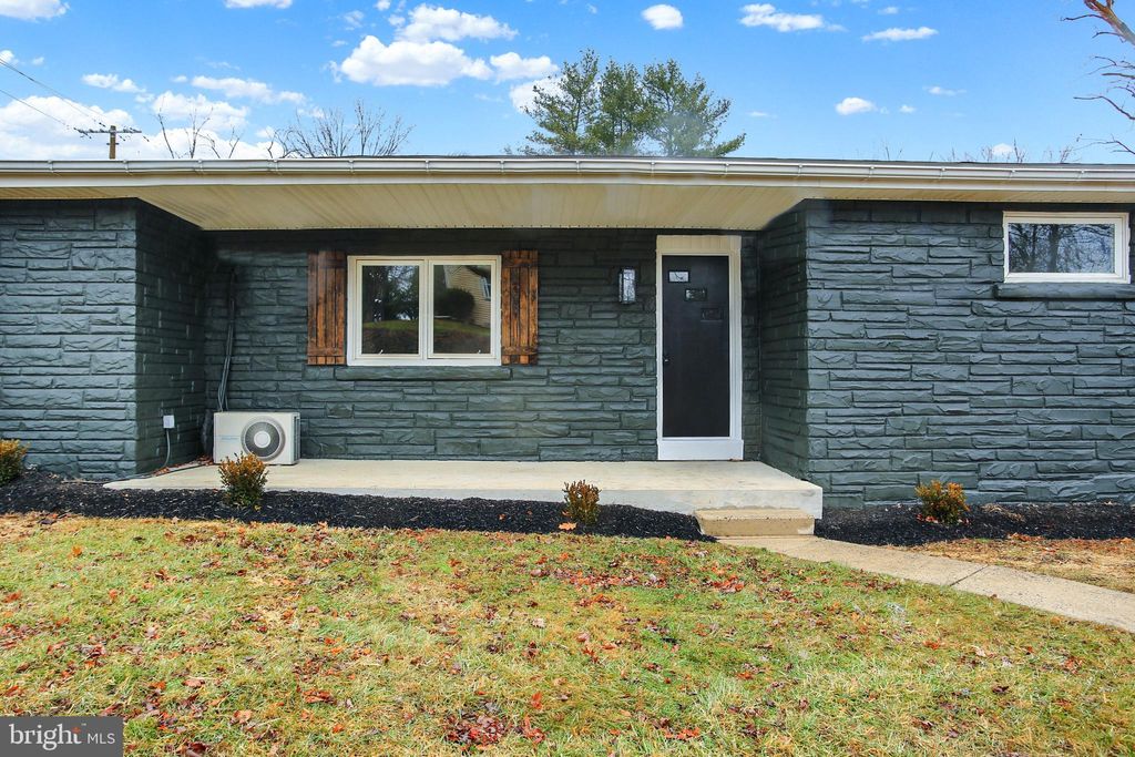 Photo of 507 Magaro Road, ENOLA, PA 17025 (MLS # PACB2049534)