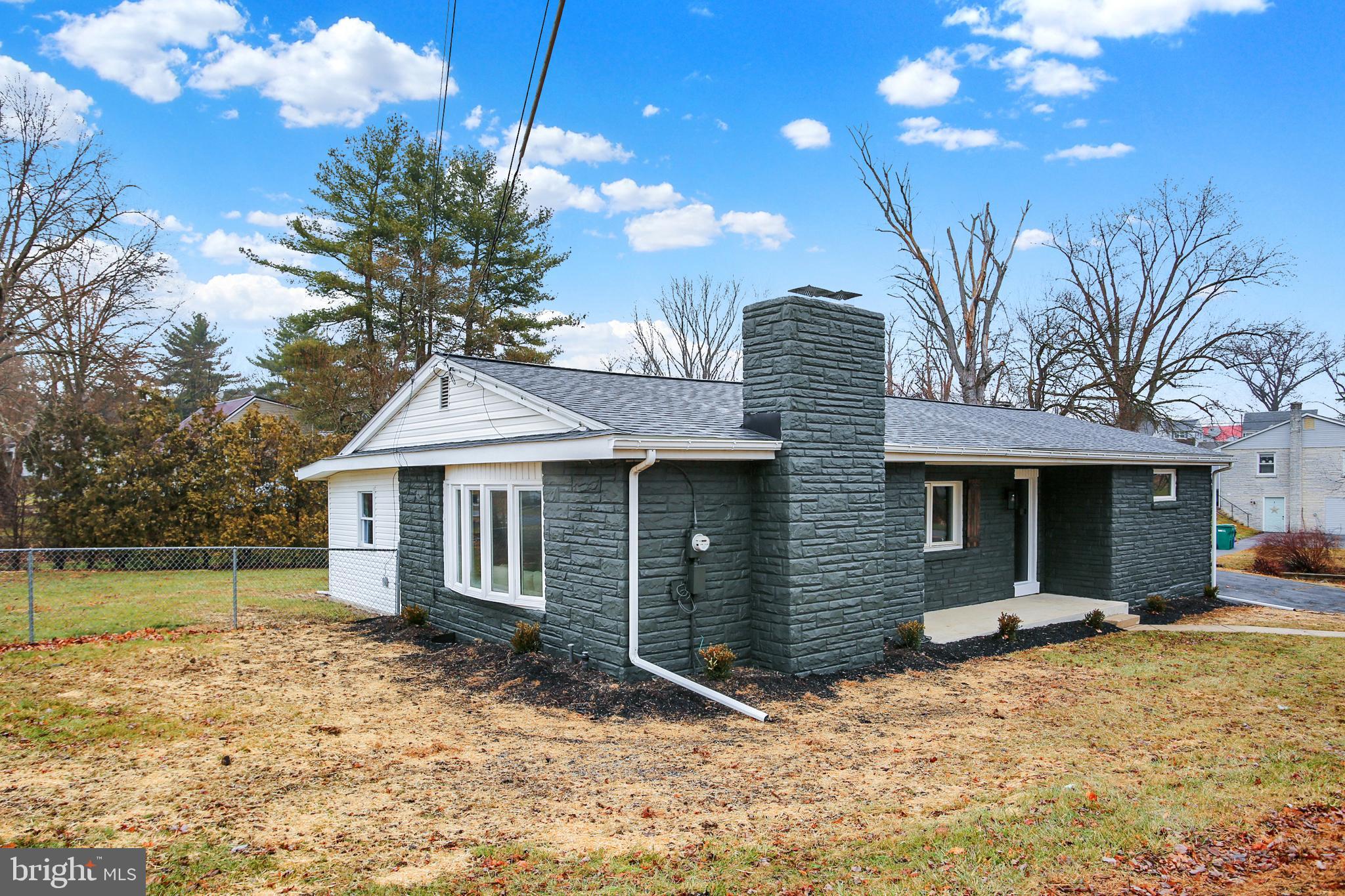 EAST PENNSBORO - Residential