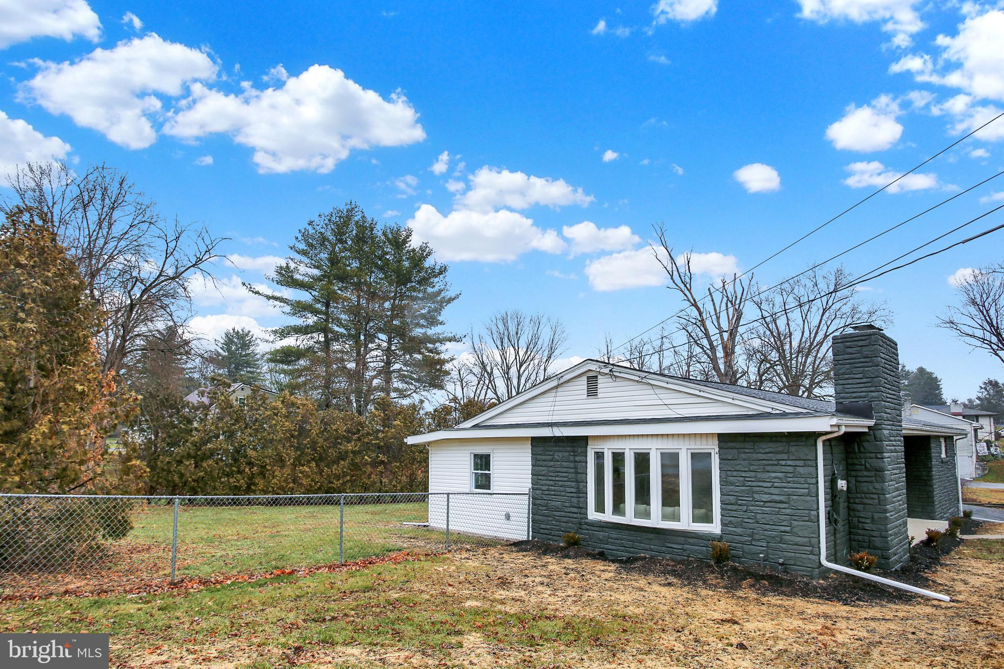 EAST PENNSBORO - Residential