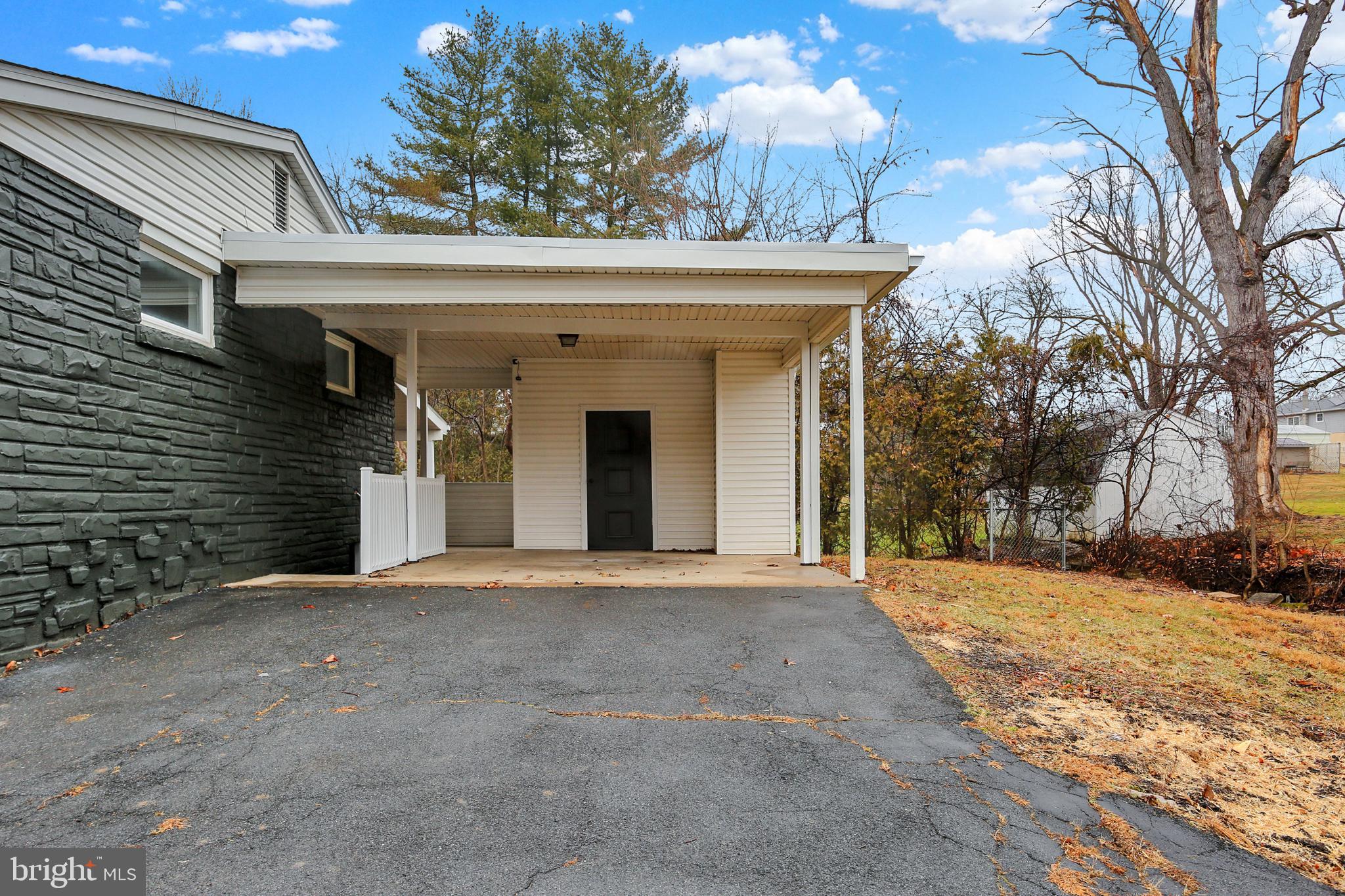 EAST PENNSBORO - Residential