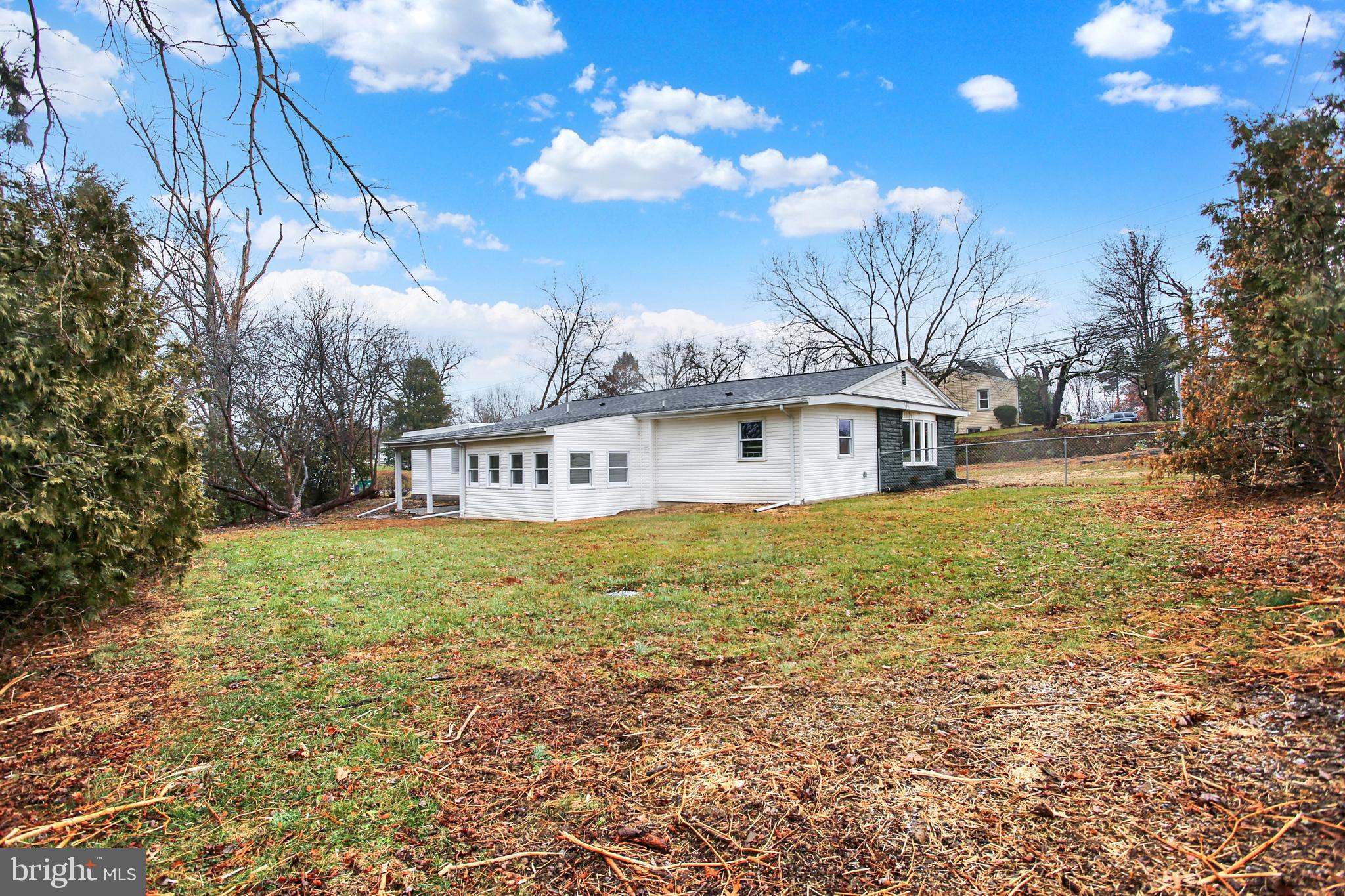 EAST PENNSBORO - Residential