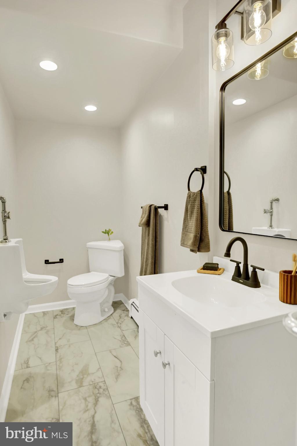 EAST PENNSBORO - Residential