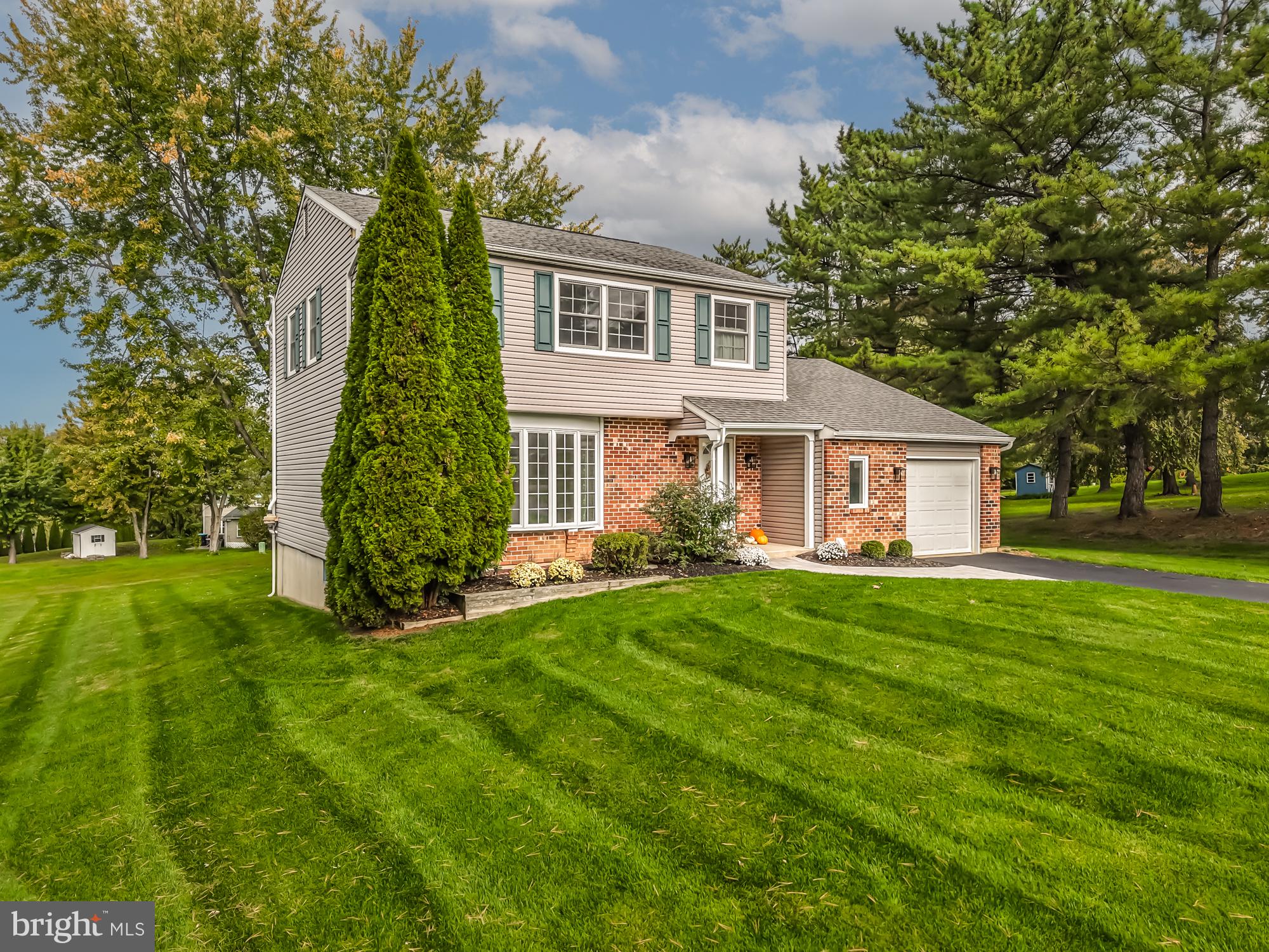 108 W GLAMORGAN COURT