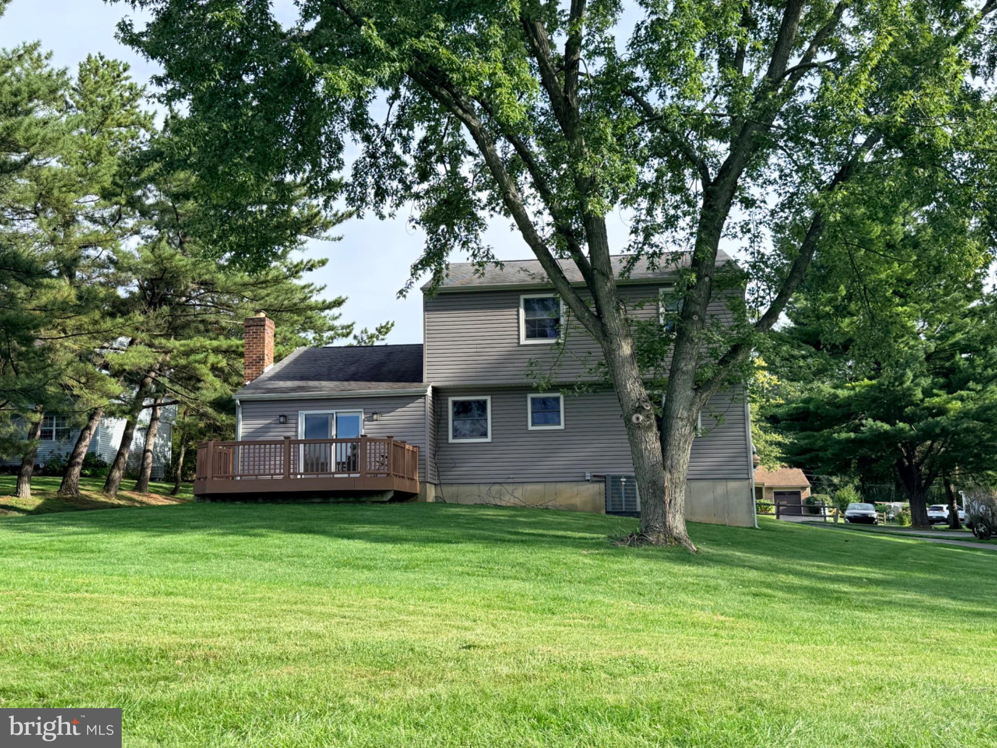 108 W GLAMORGAN COURT