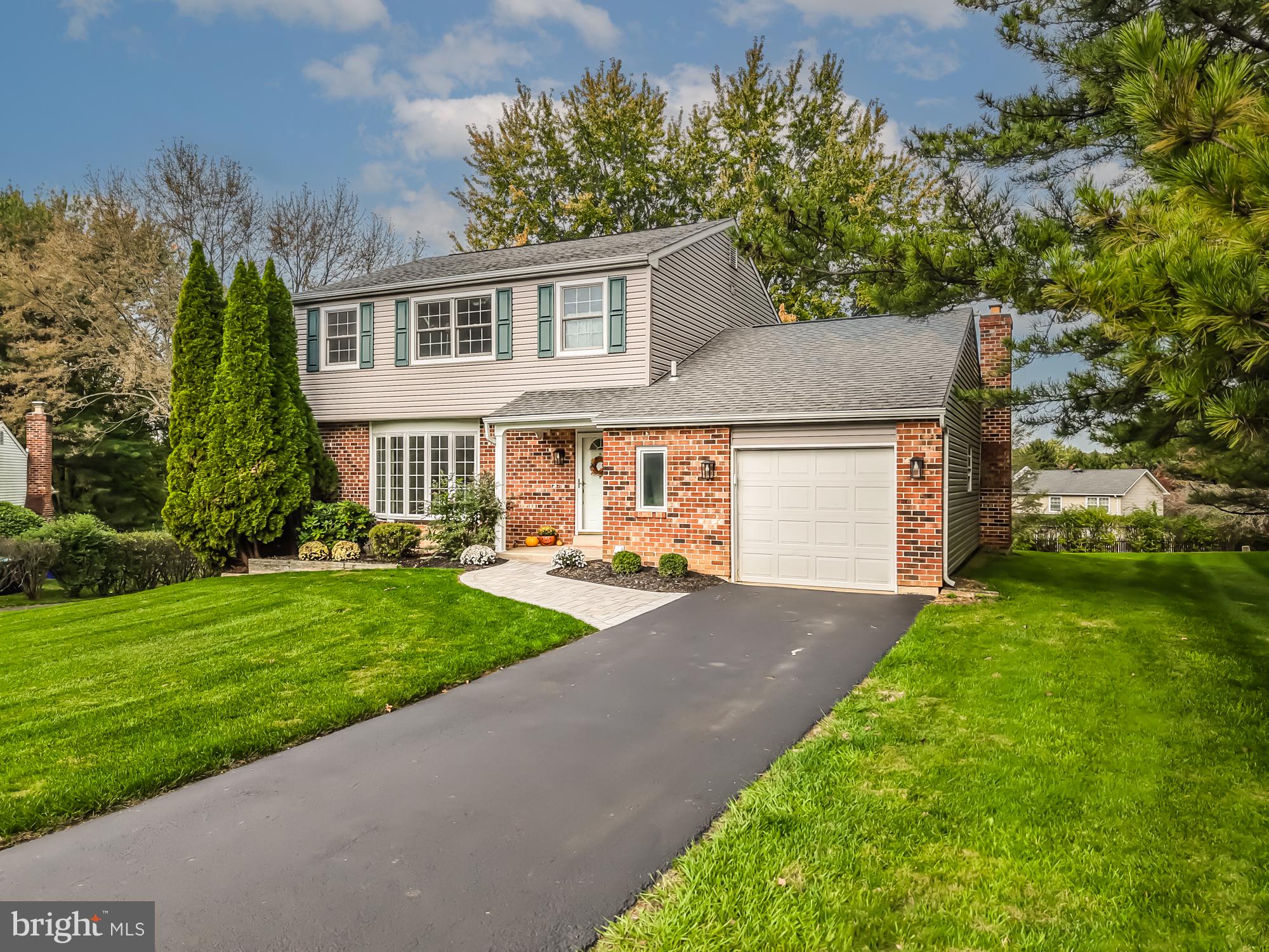 108 W GLAMORGAN COURT