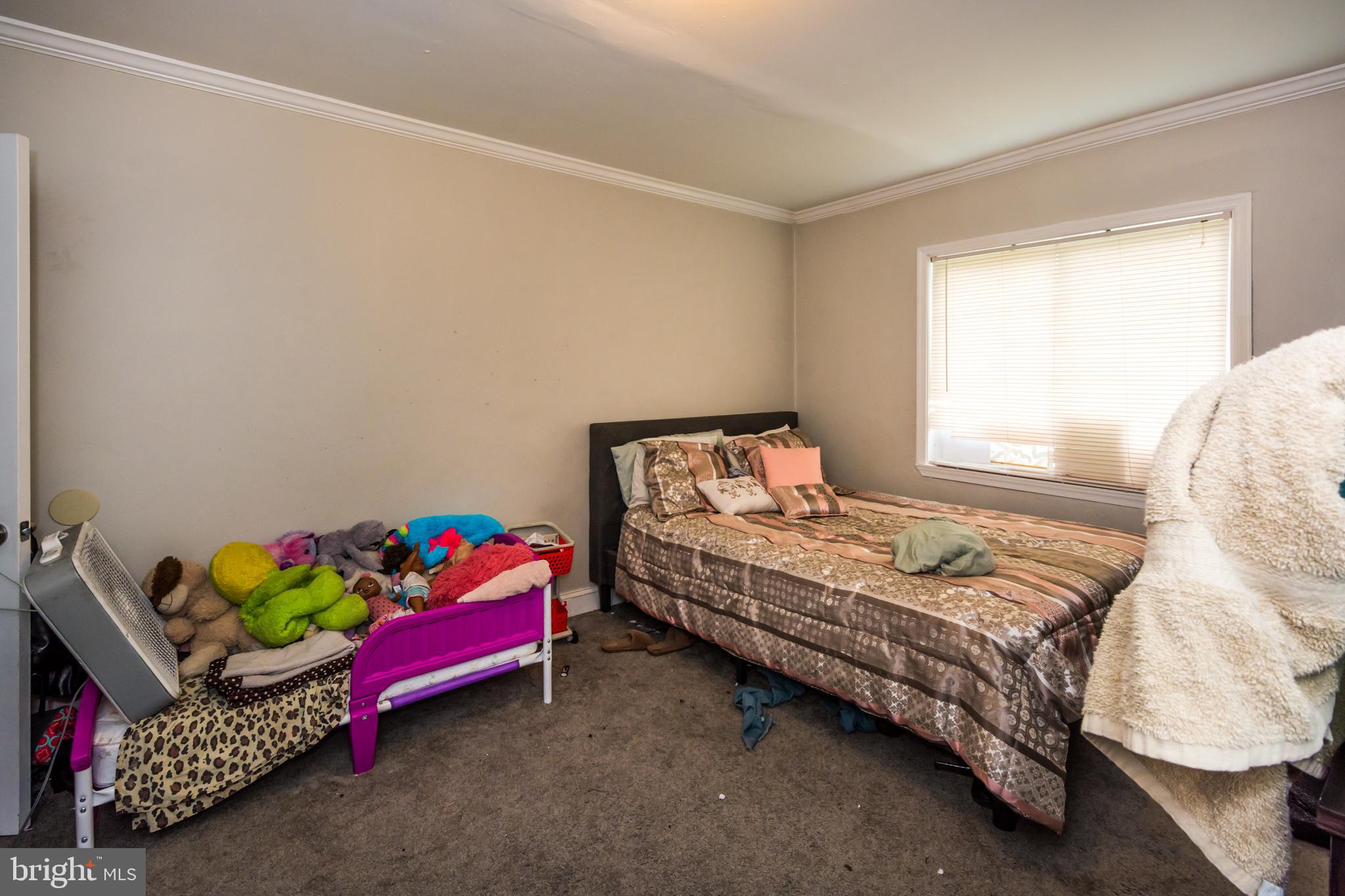 GLEN OAKS - Residential