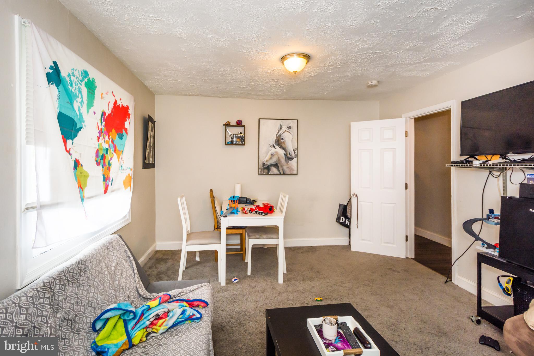 GLEN OAKS - Residential