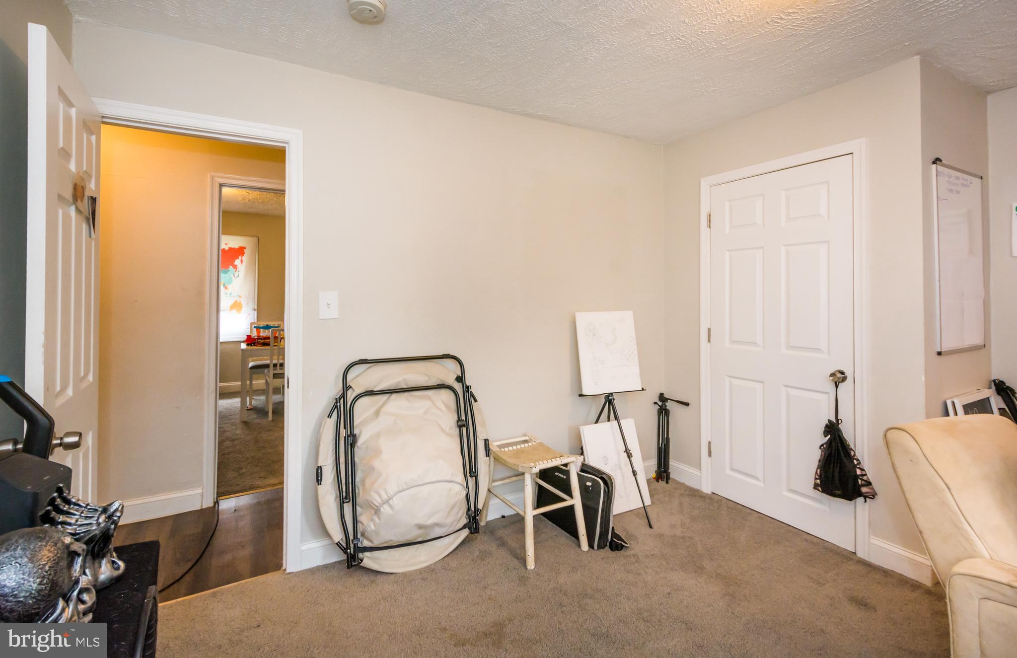 GLEN OAKS - Residential