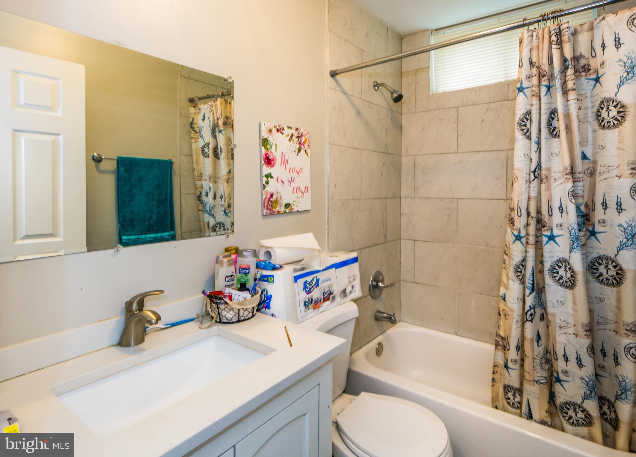 GLEN OAKS - Residential