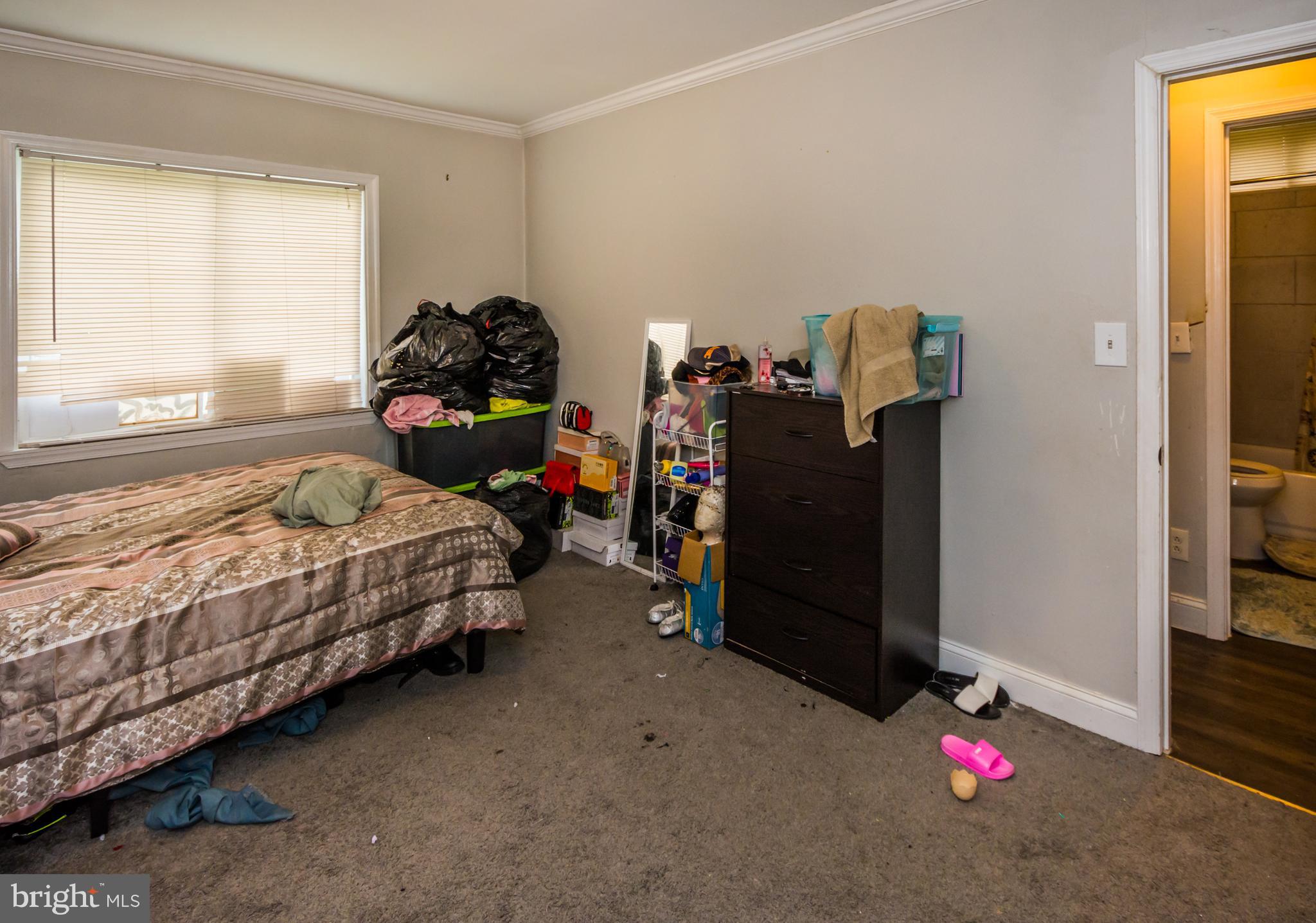 GLEN OAKS - Residential