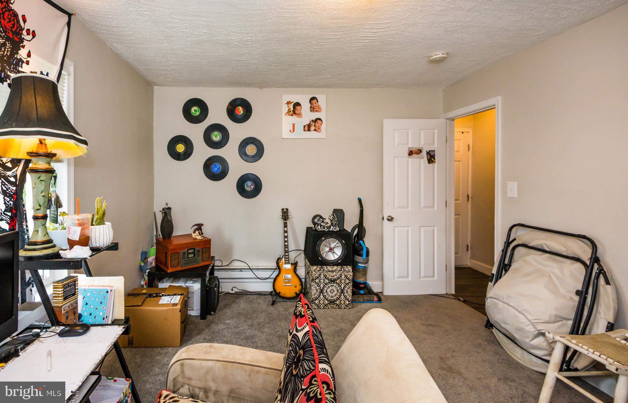 GLEN OAKS - Residential