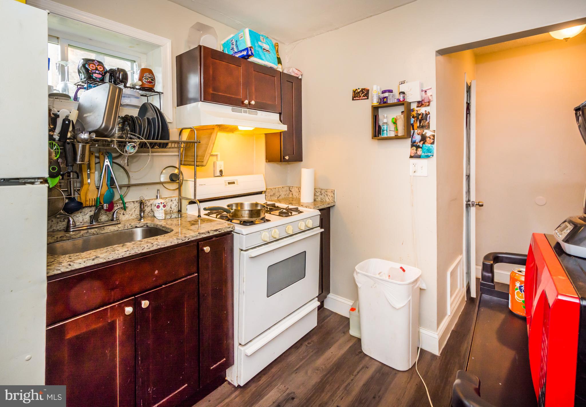 GLEN OAKS - Residential