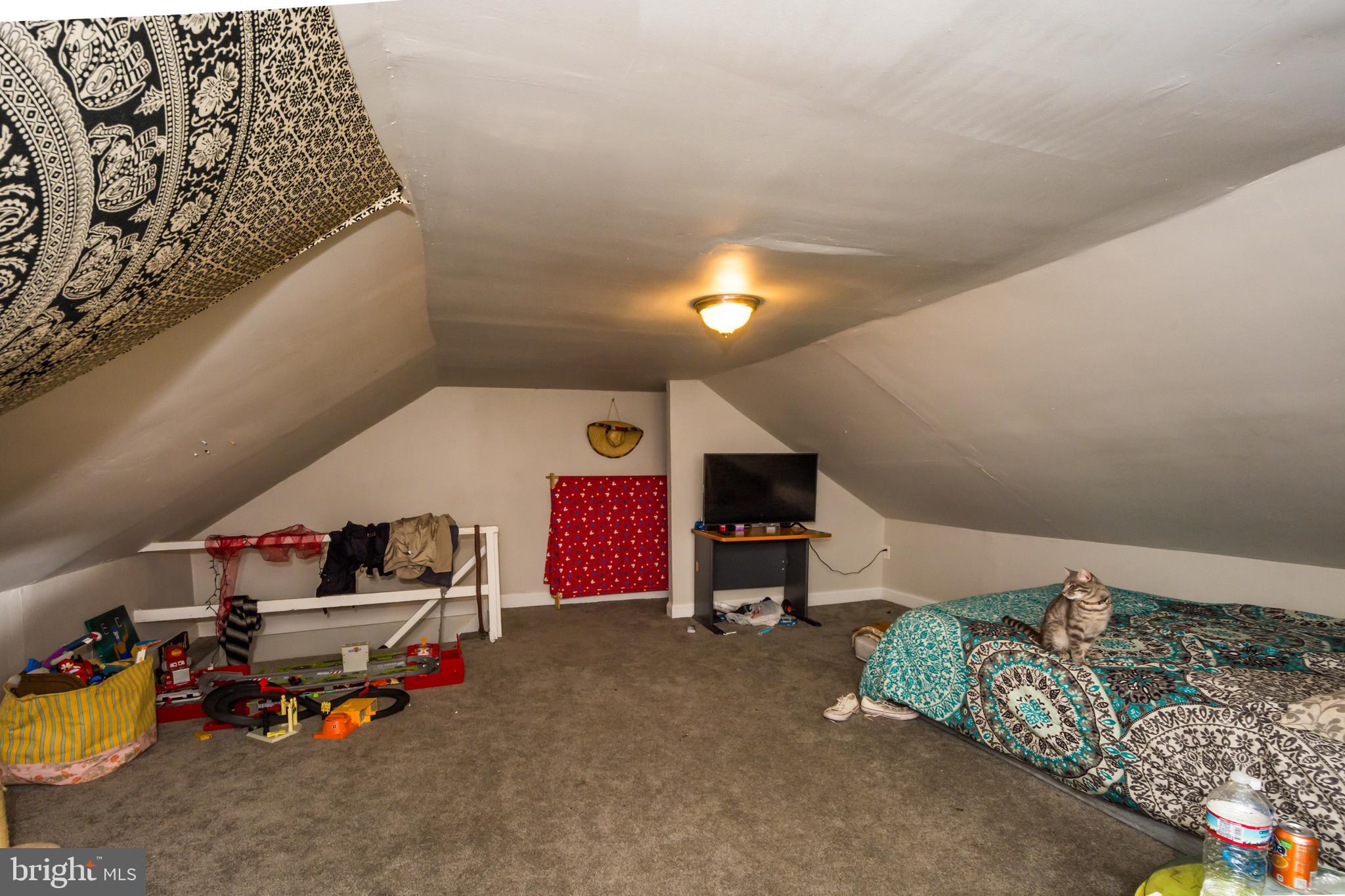 GLEN OAKS - Residential