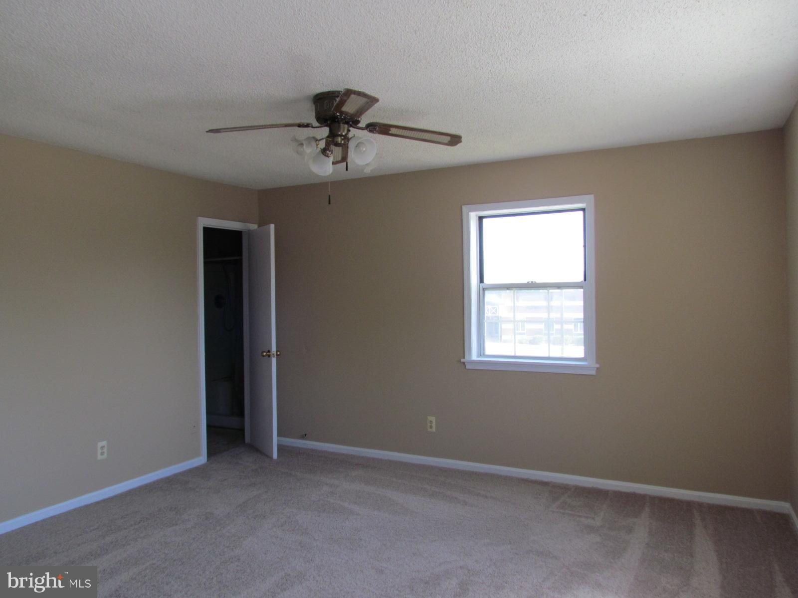 GREENVIEW VILLAGE - Residential Lease