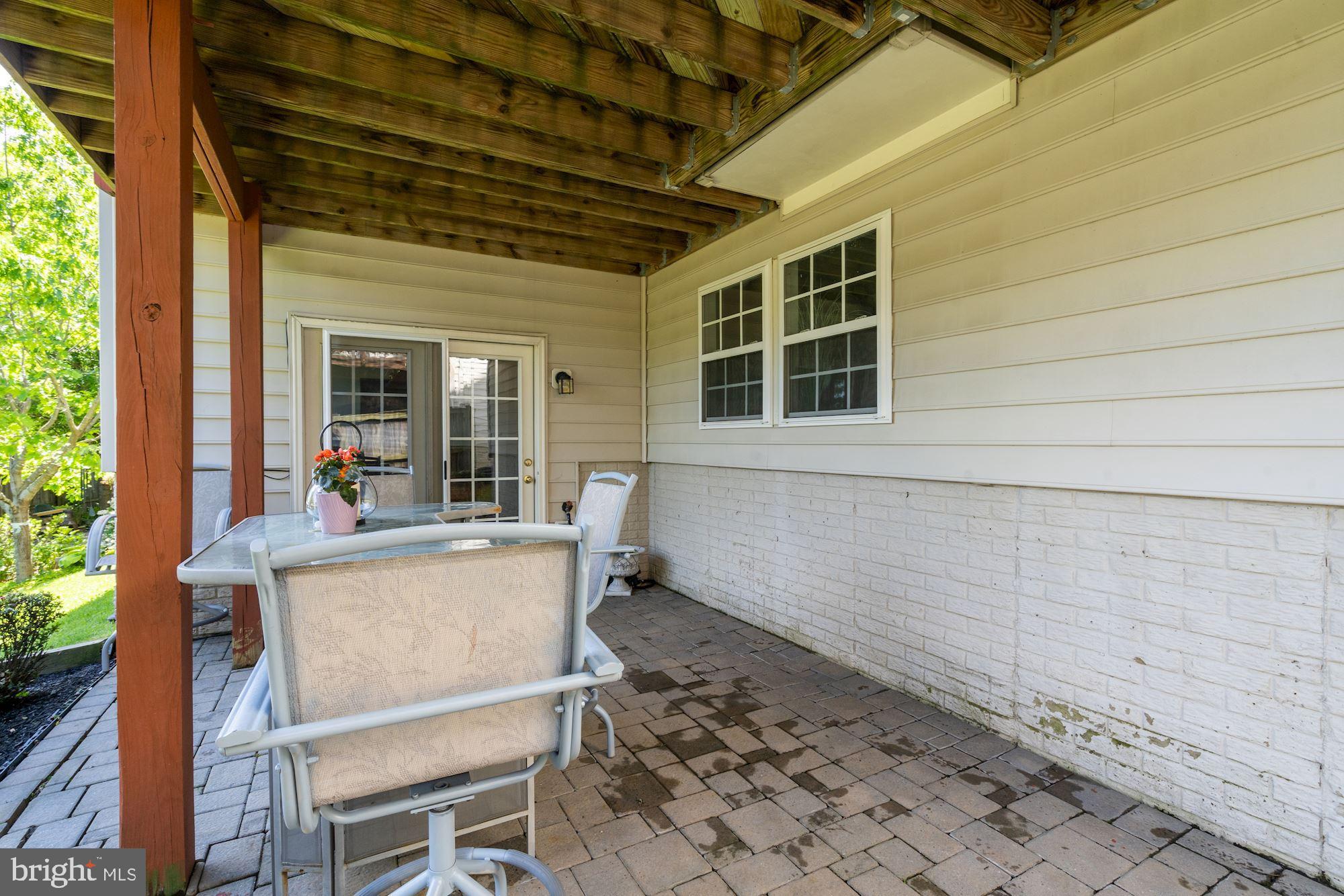 WINDSOR KNOLL - Residential