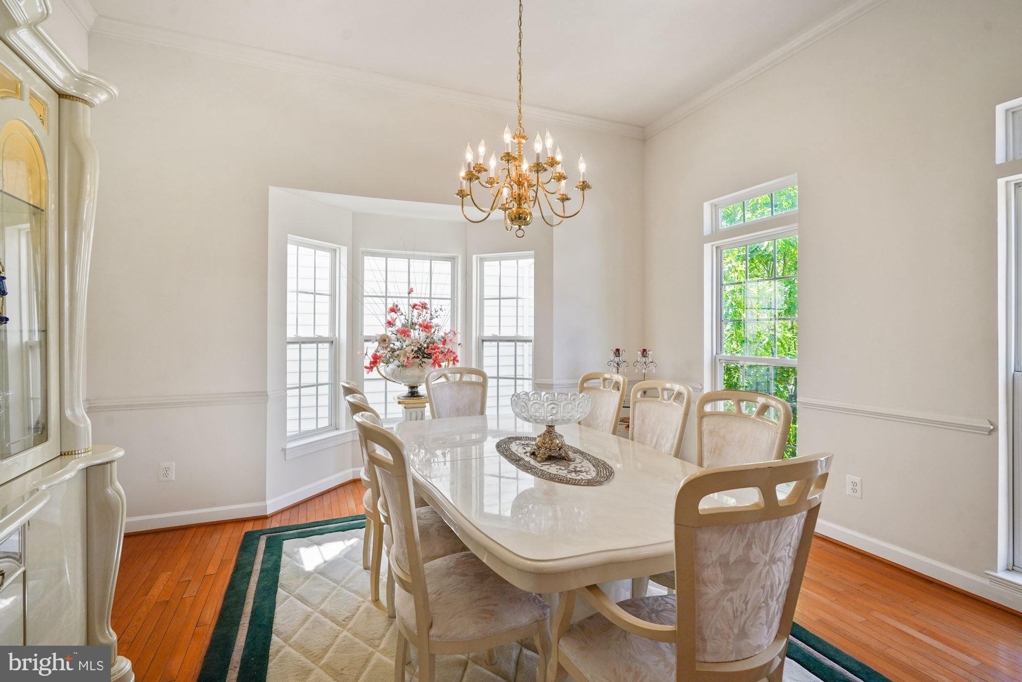 WINDSOR KNOLL - Residential