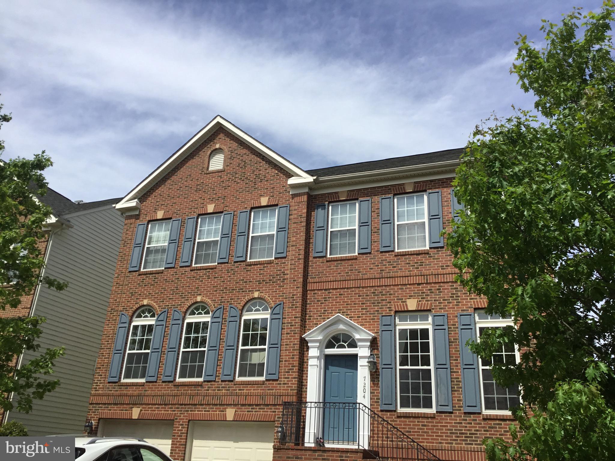 WINDSOR KNOLL - Residential